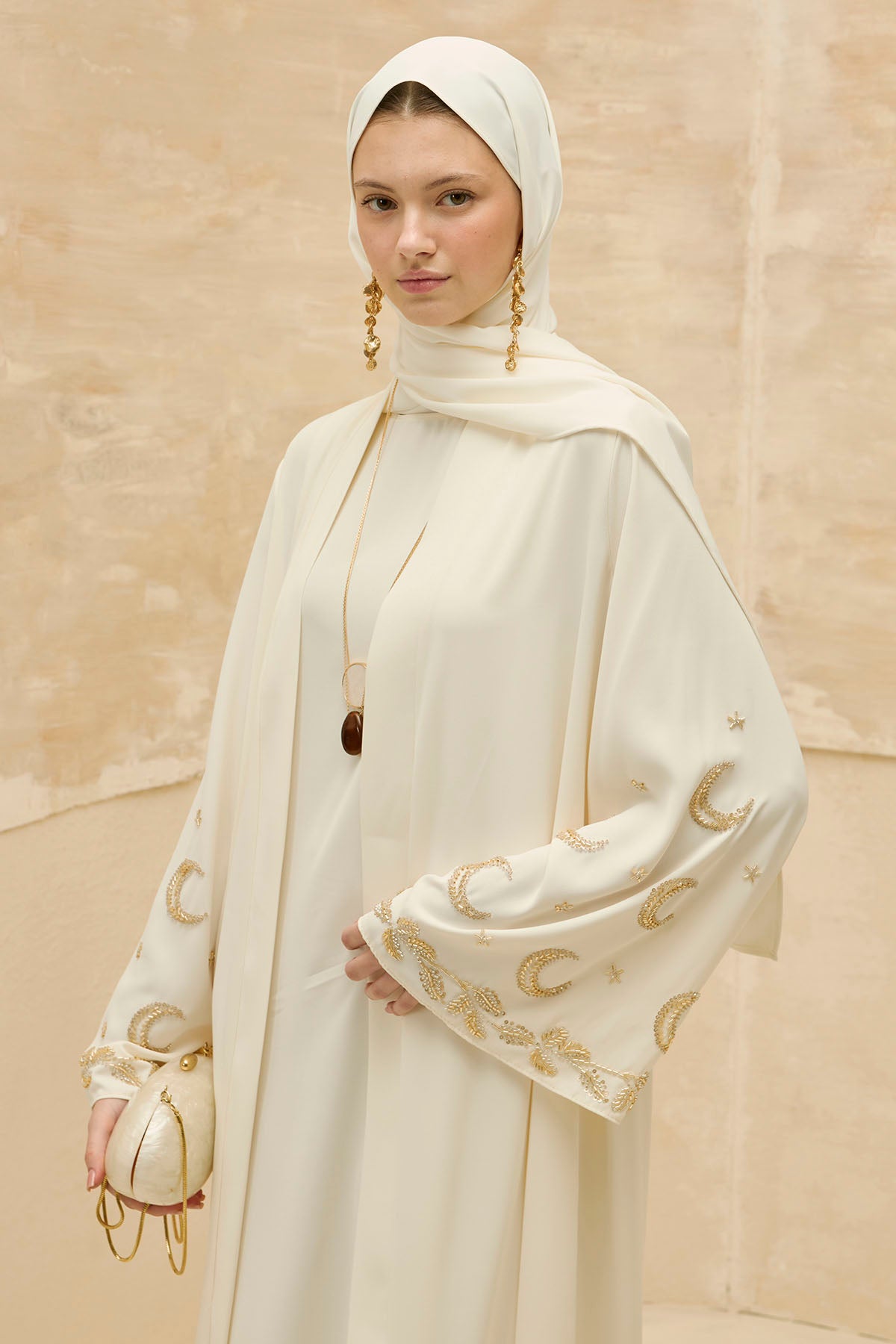 Gold Hilal Yıldız Nakışlı Tesettür Geniş Kol Uzun Ekru Abaya