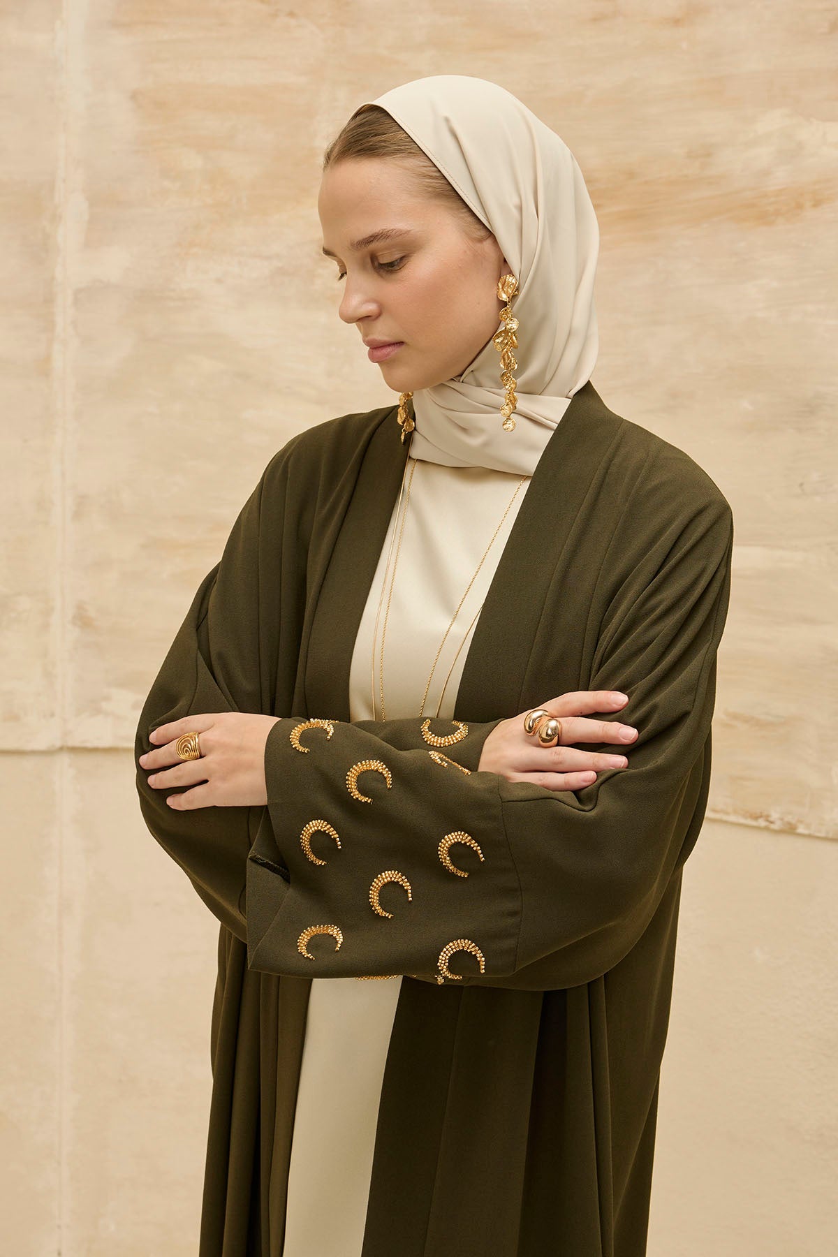 Ramazan Kerim Yazılı Gold Hilal İşlemeli Geniş Kol Uzun Haki Abaya