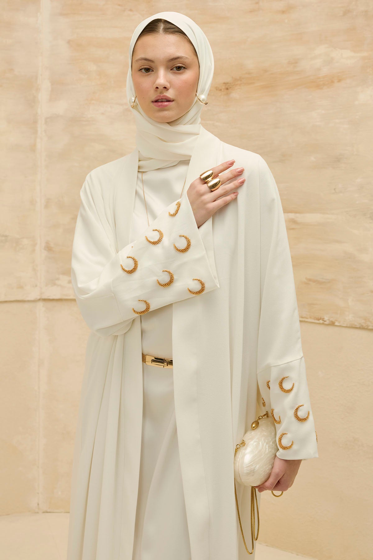Ramazan Kerim Yazılı Gold Hilal İşlemeli Geniş Kol Uzun Beyaz Abaya