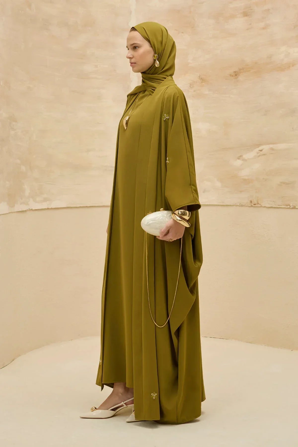 Elegant Floral Embroidered Flowing Cut Batwing Sleeve Olive Green Abaya