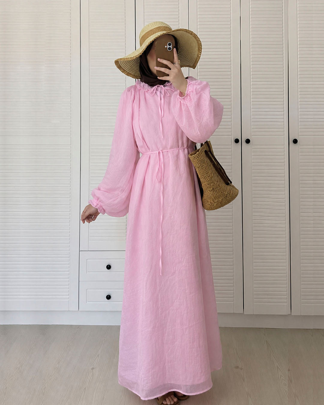 Büzgü Yaka Pembe Tül Elbise