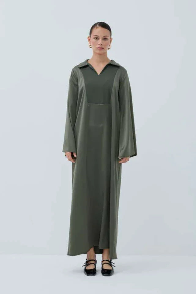 Haidah Yakalı Saten Elbise - VIADEL Atelier