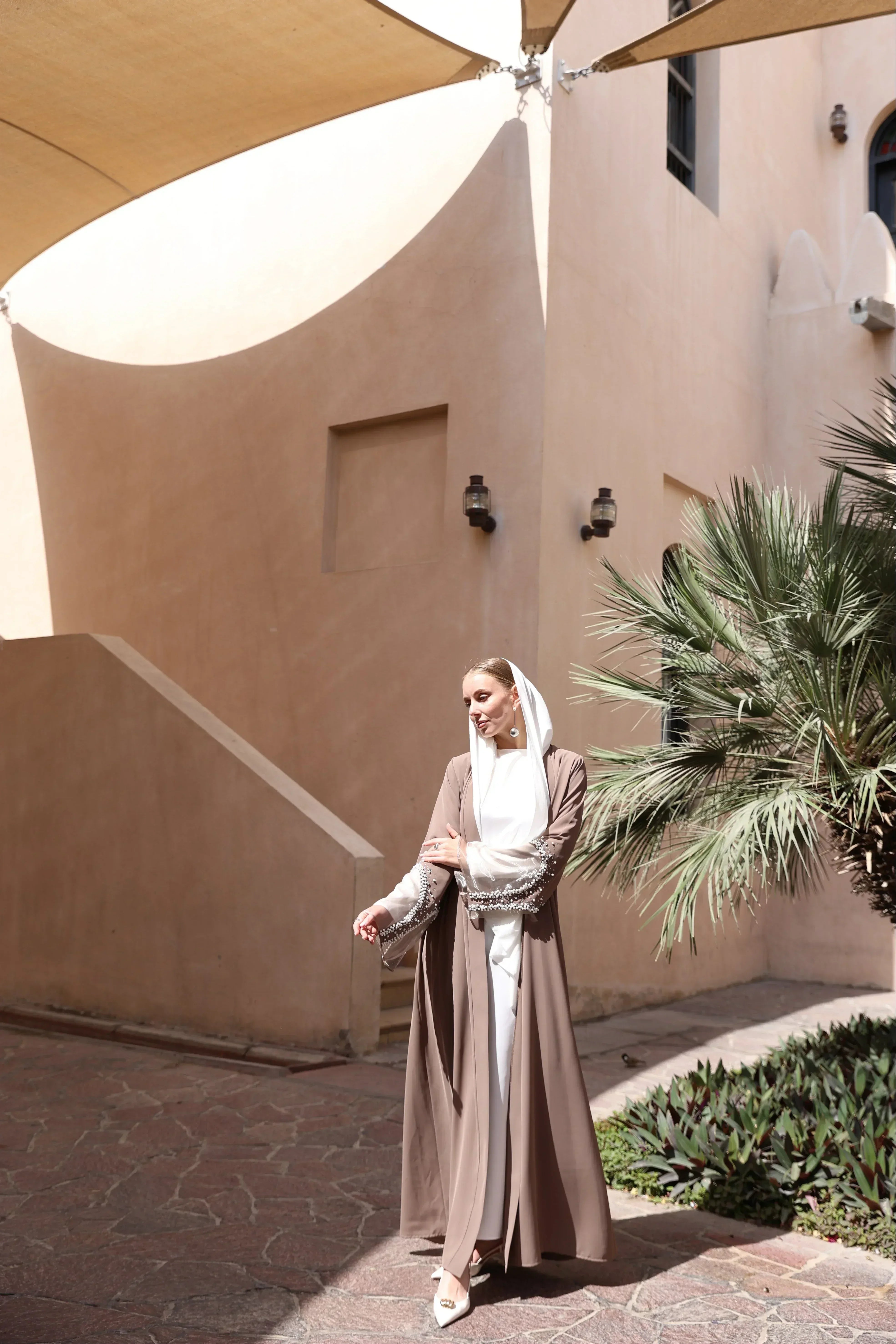 İnci Organize Kol Detaylı Abaya - VIADEL Atelier