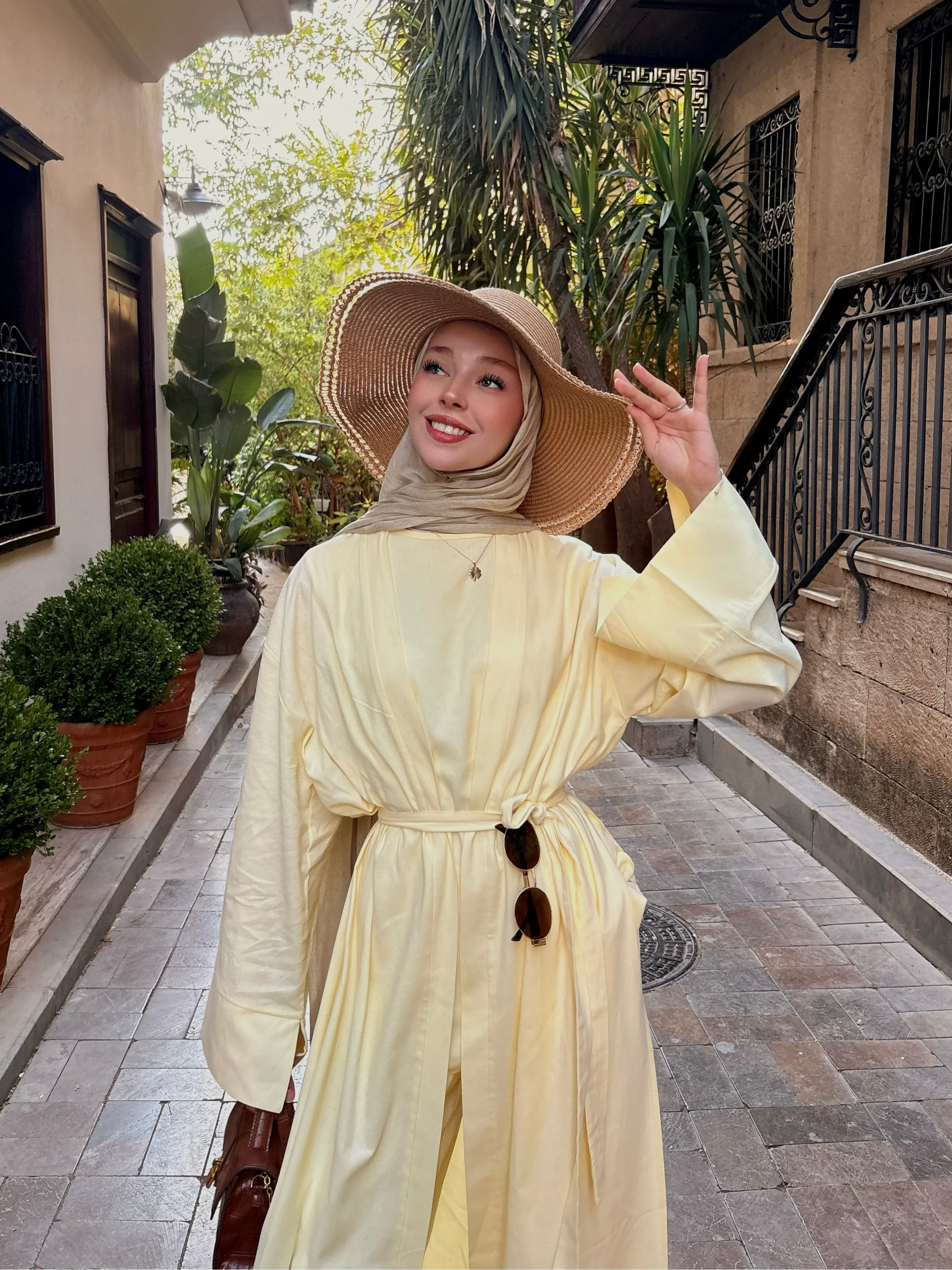 Keten Yırtmaçlı Abaya Nervür Pantolon Sarı Takım