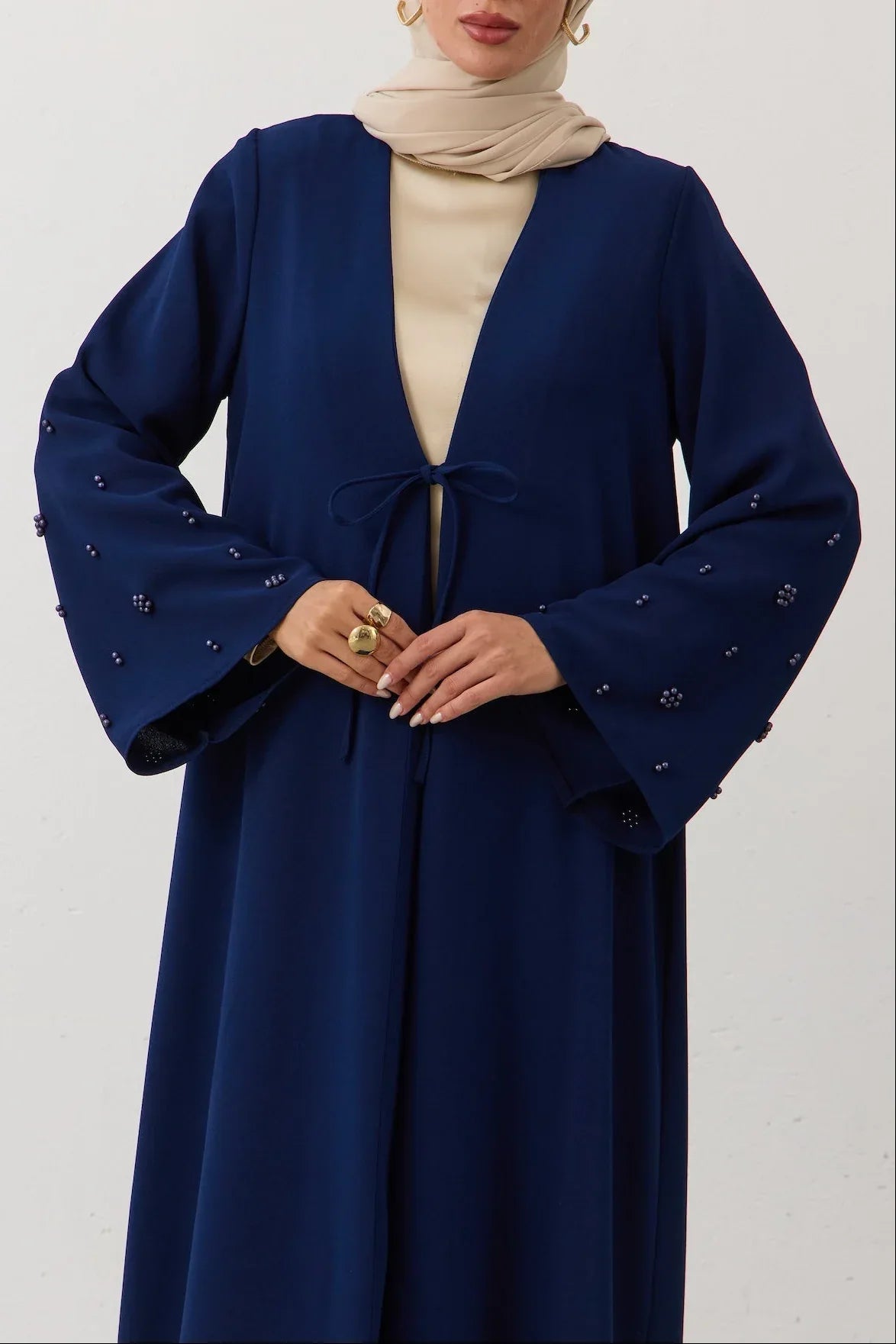 İnci Kol Detay Kuşaklı Abaya - VIADEL Atelier