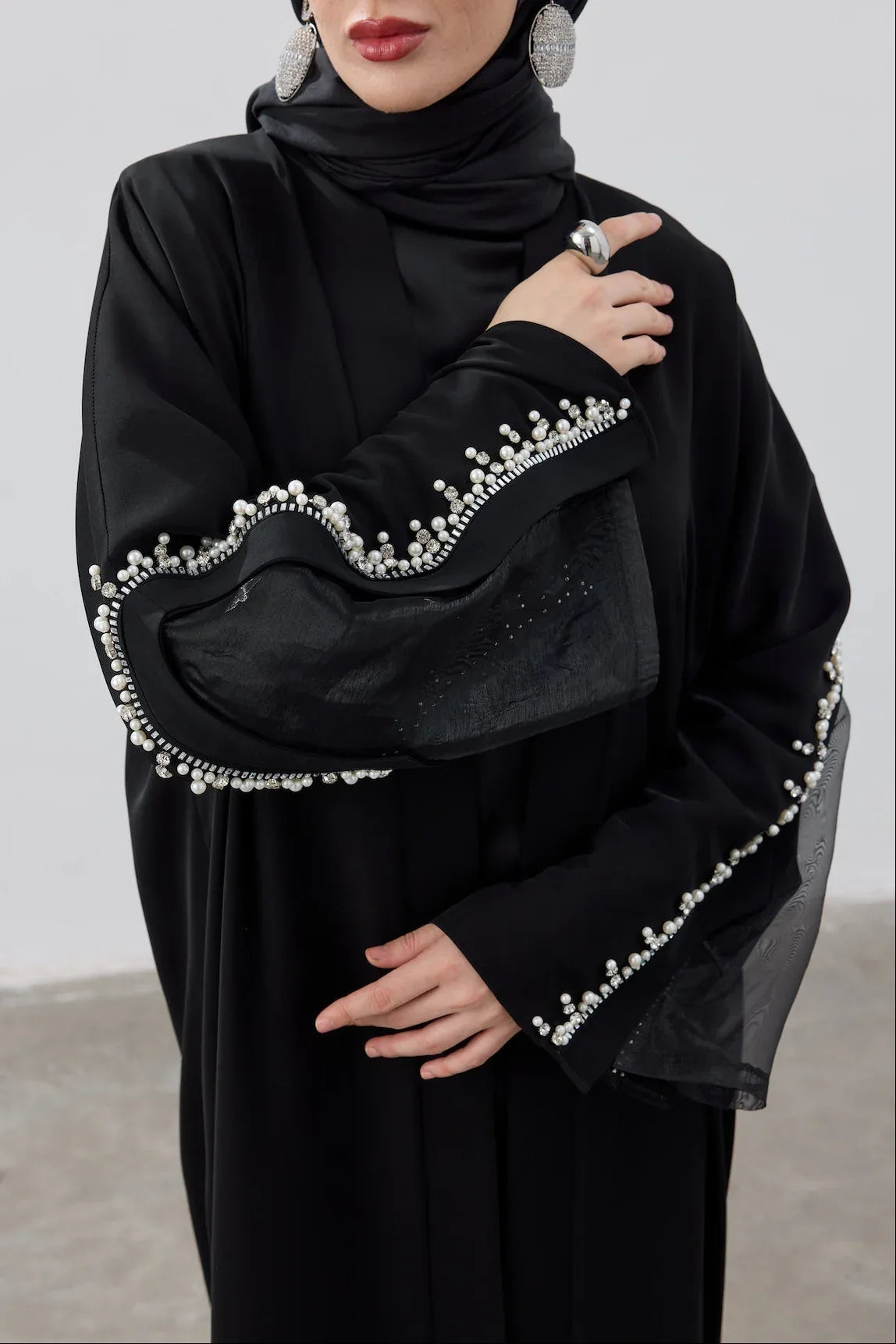 İnci Kol Detaylı Abaya - VIADEL Atelier