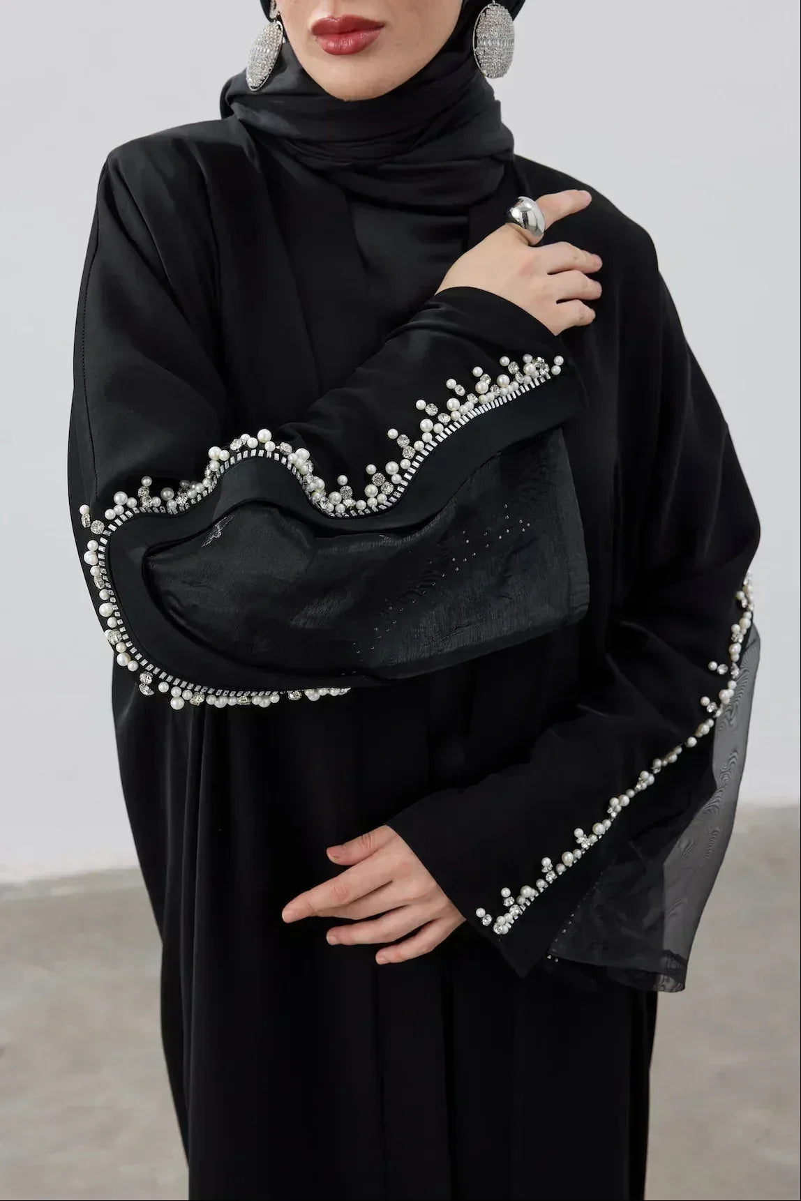 İnci Kol Detaylı Abaya - VIADEL Atelier