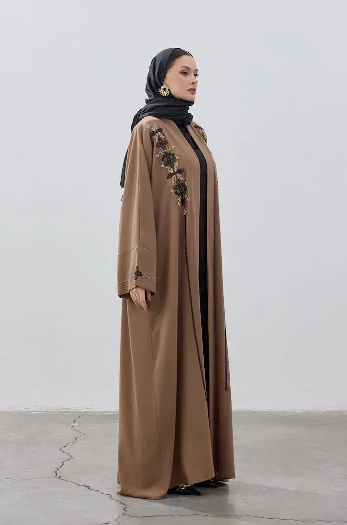 El İşlemeli Boncuk Detaylı Abaya - VIADEL Atelier