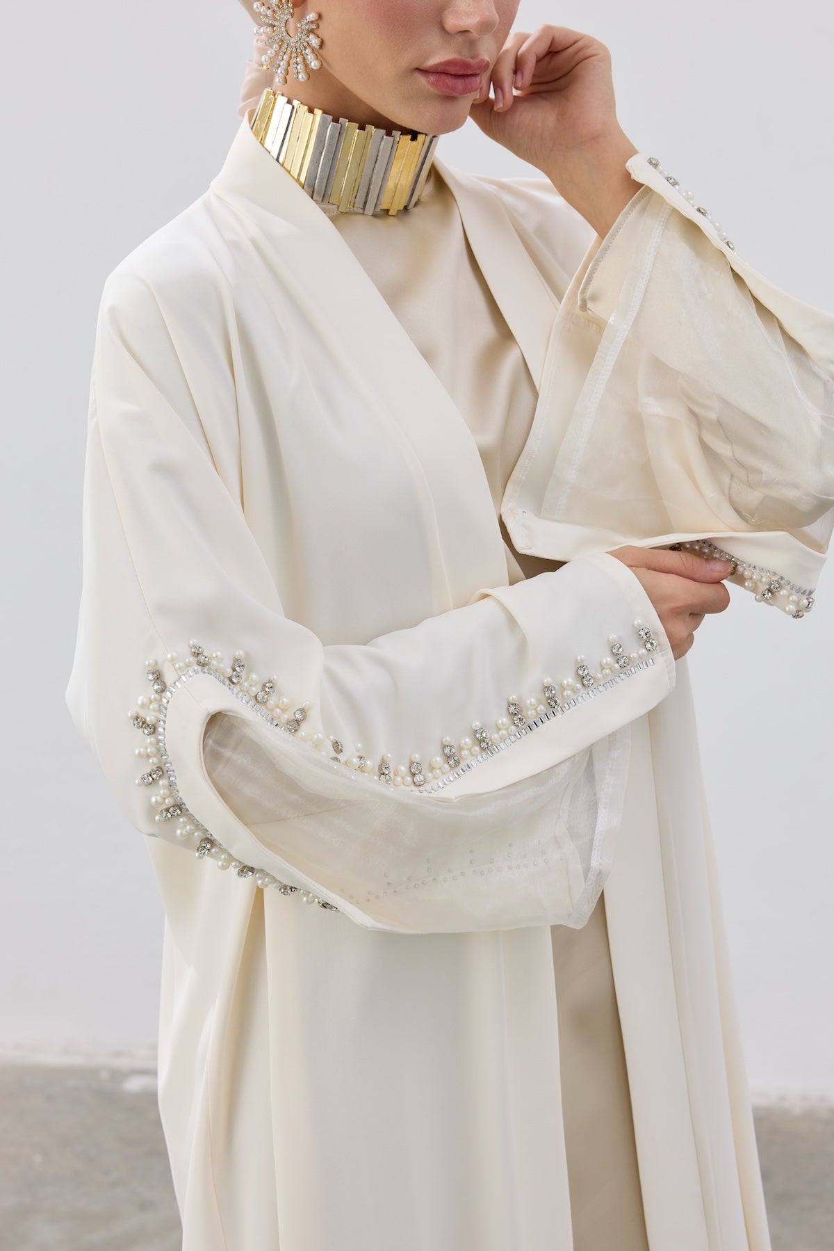 İnci Kol Detaylı Abaya