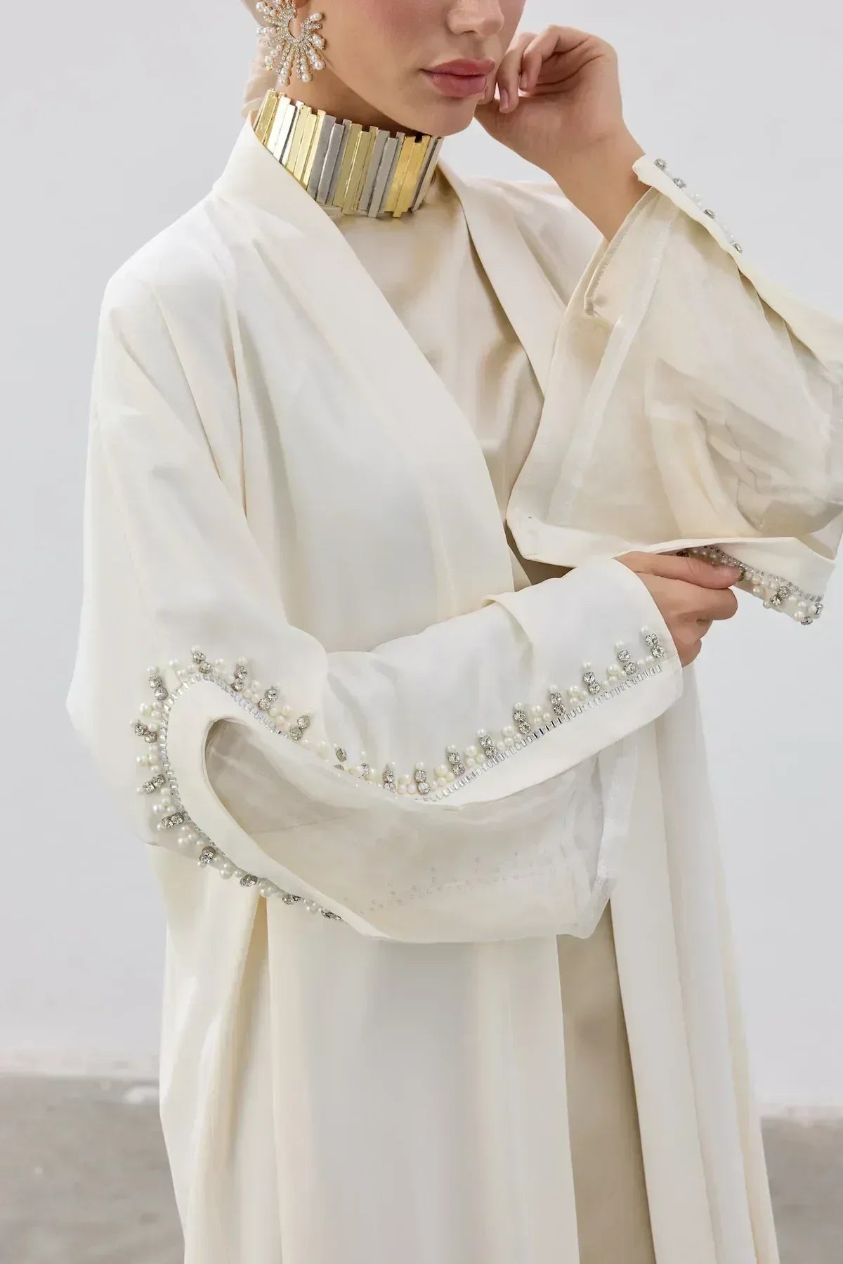 İnci Kol Detaylı Abaya - VIADEL Atelier