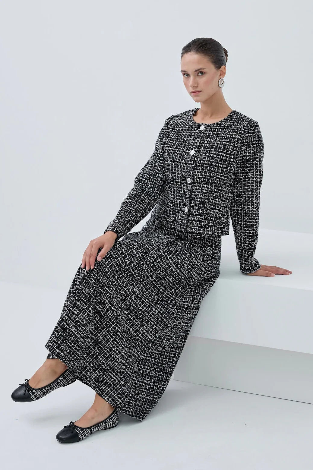 Siyah Beyaz Simli Etek Takım