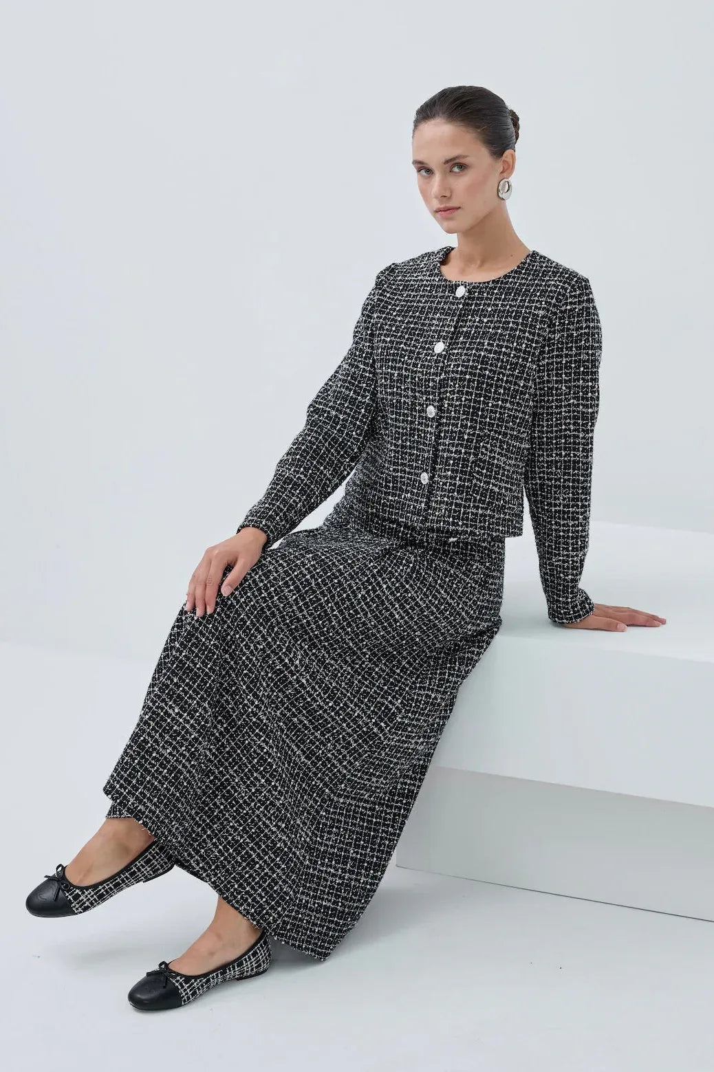 Siyah Beyaz Simli Etek Takım - VIADEL Atelier