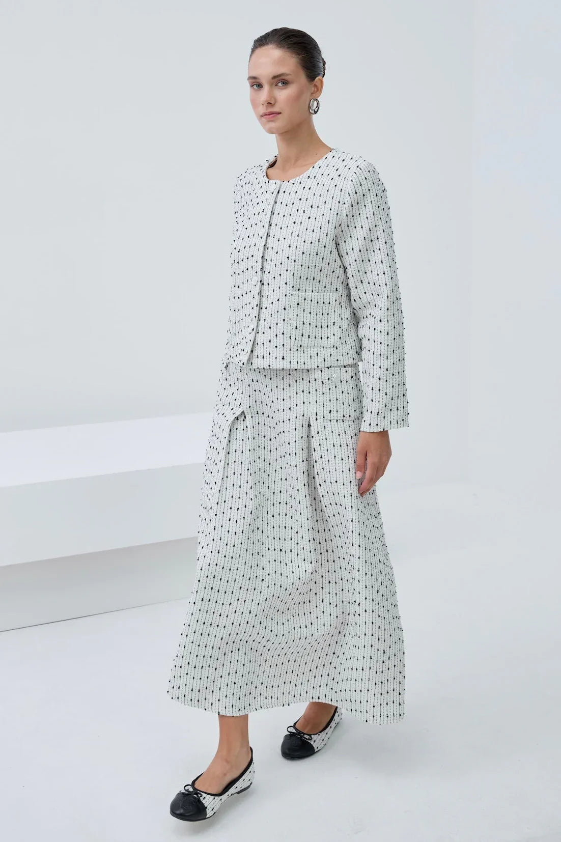 Siyah Beyaz Simli Etek Takım