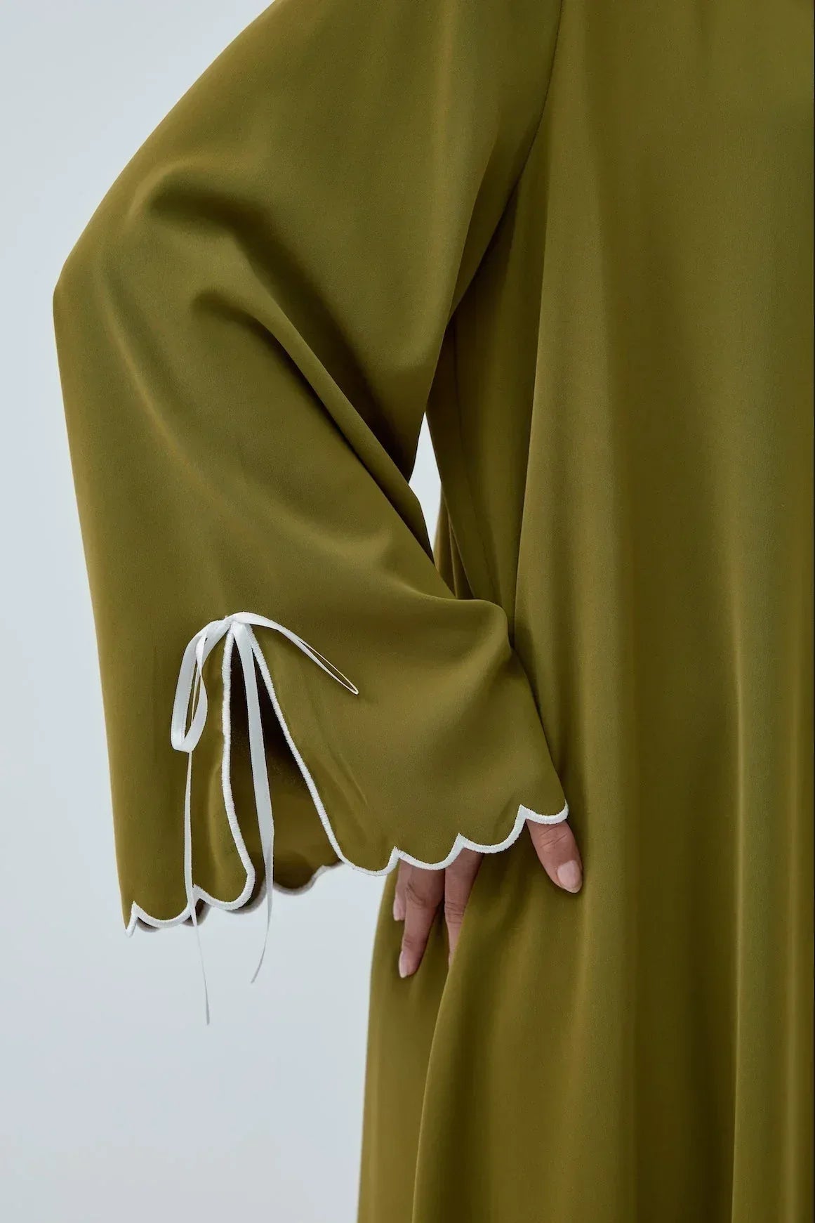 Lazer Nakışlı Abaya Takım - VIADEL Atelier