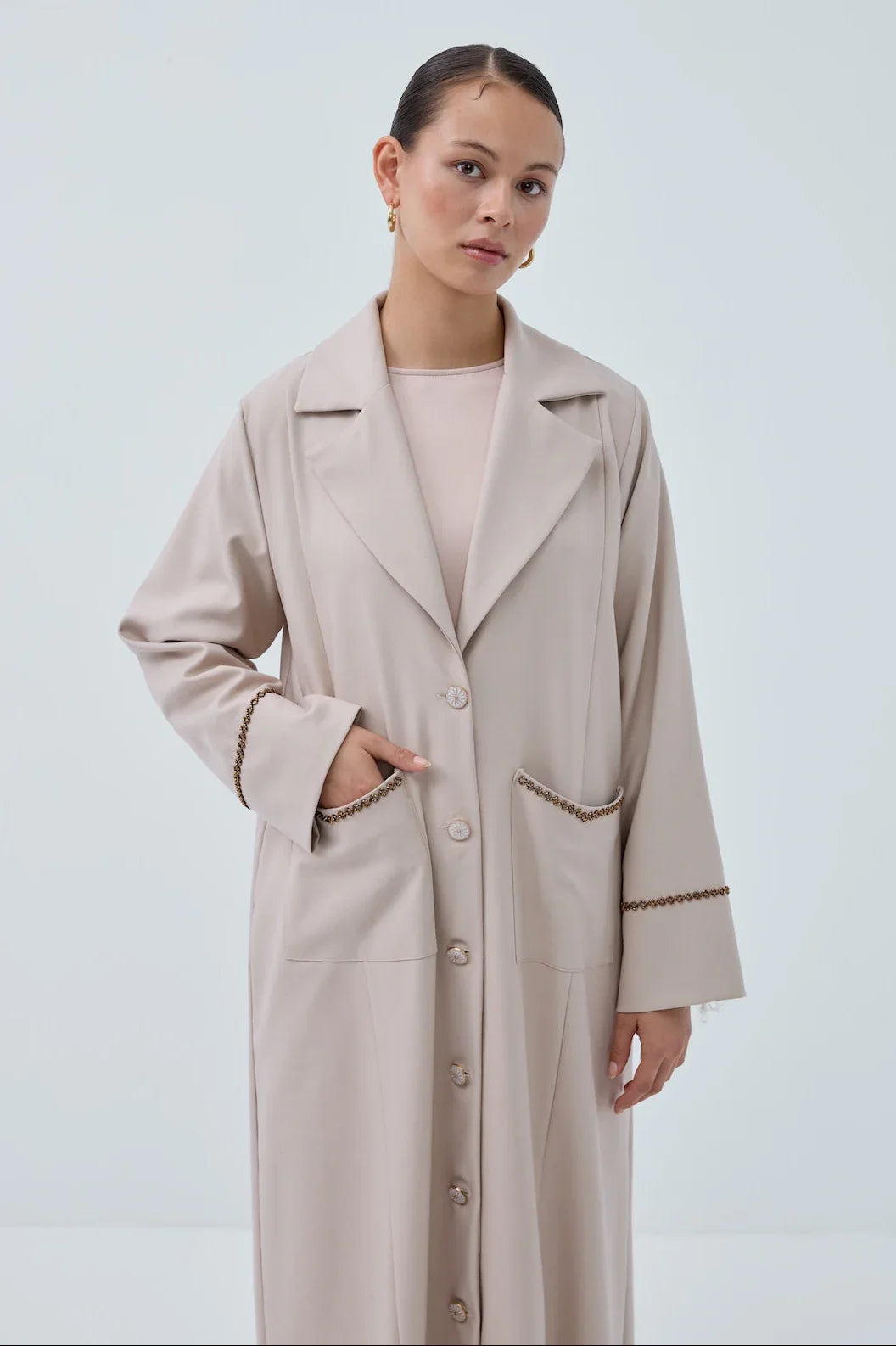 Cepli Boncuk Detay Abaya