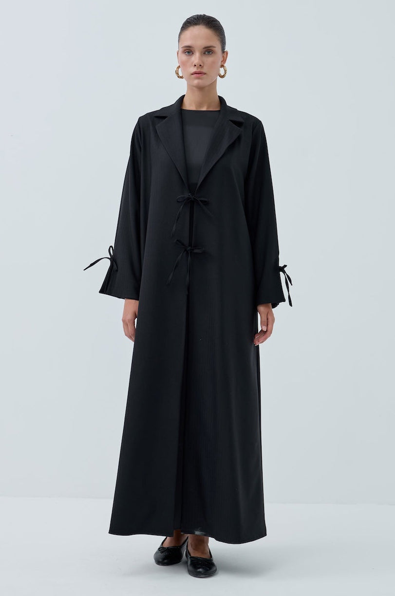 Ön Bağlamalı Abaya