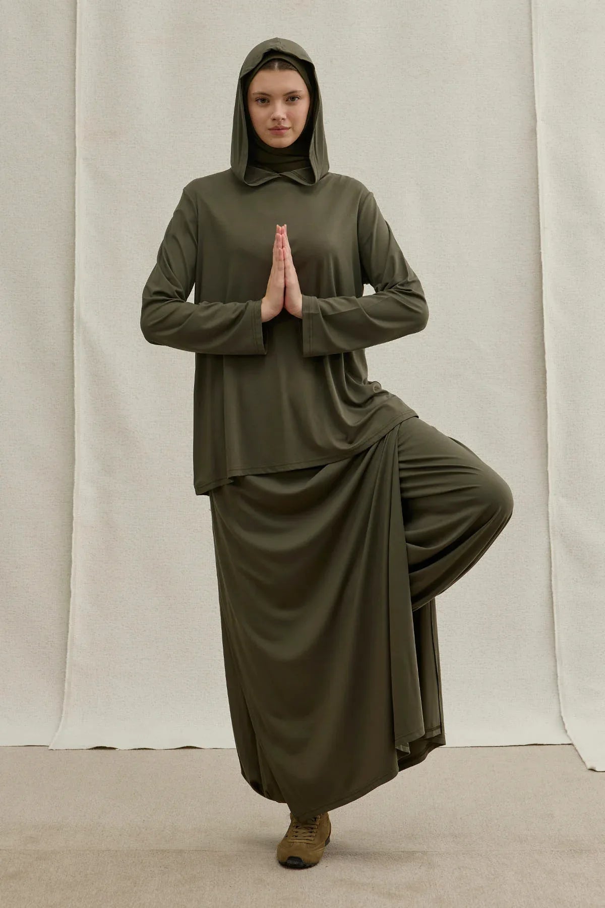 Active Modest Hooded Khaki Sportswear Set