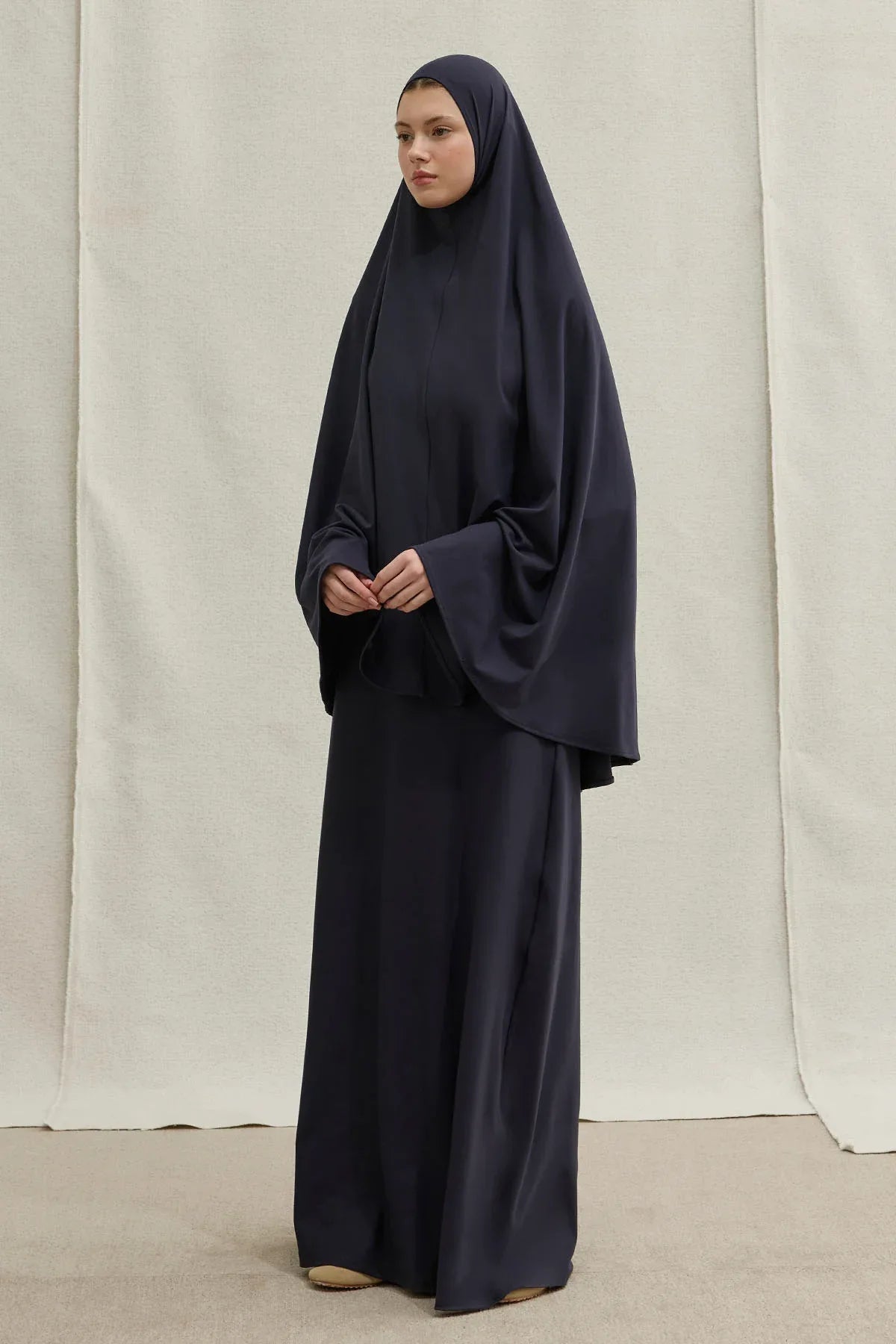 Harem Akışkan Khimar Lacivert İkili Takım