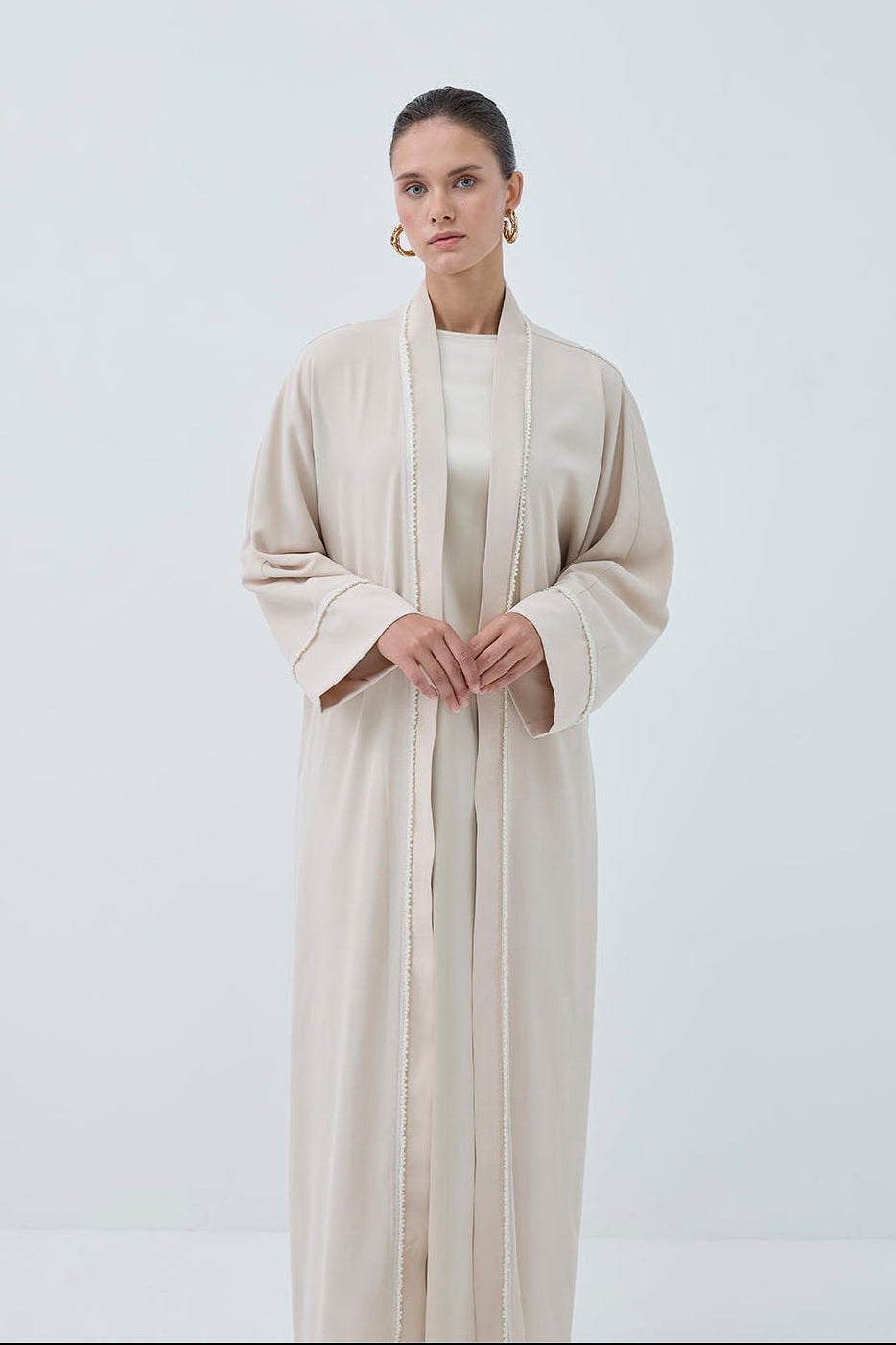İnci Şerit İşlemeli Nida Abaya
