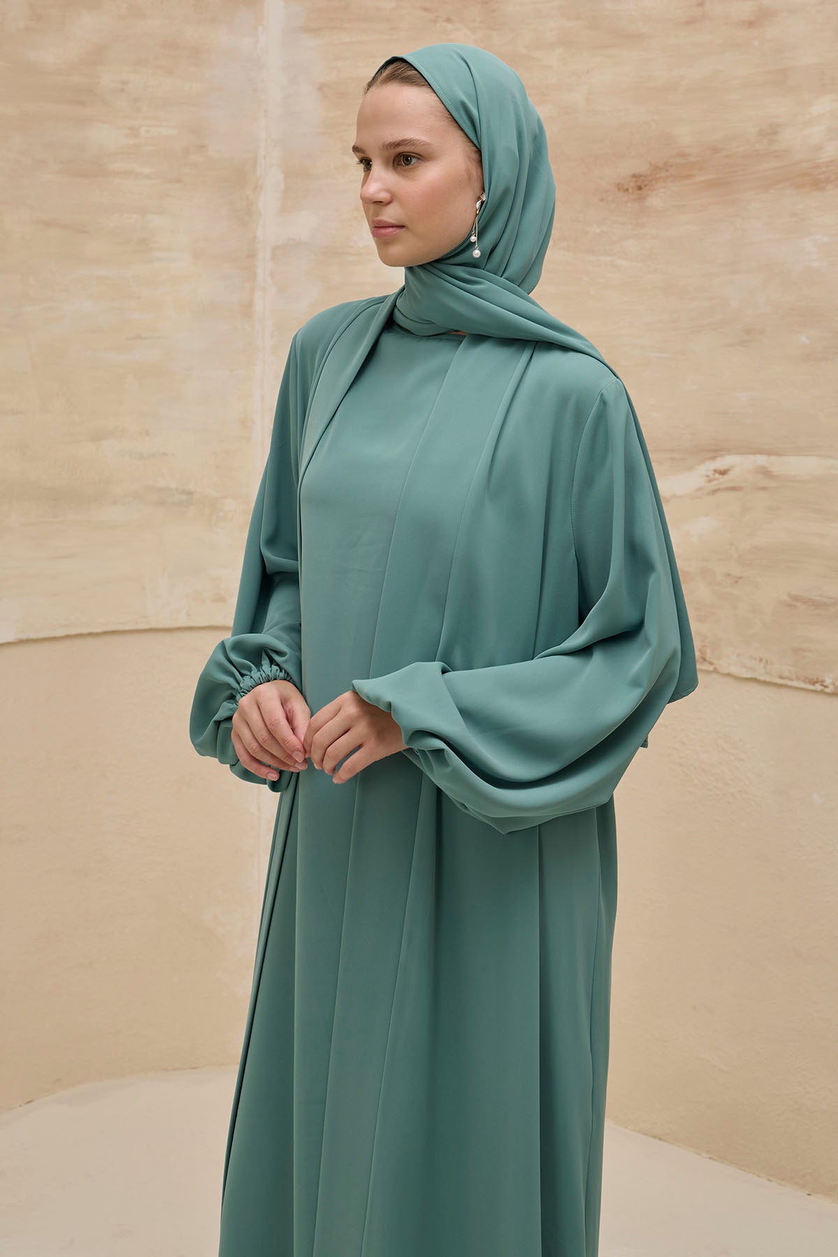 İkili Özel Dökümlü Mint Yeşili Abaya Takım
