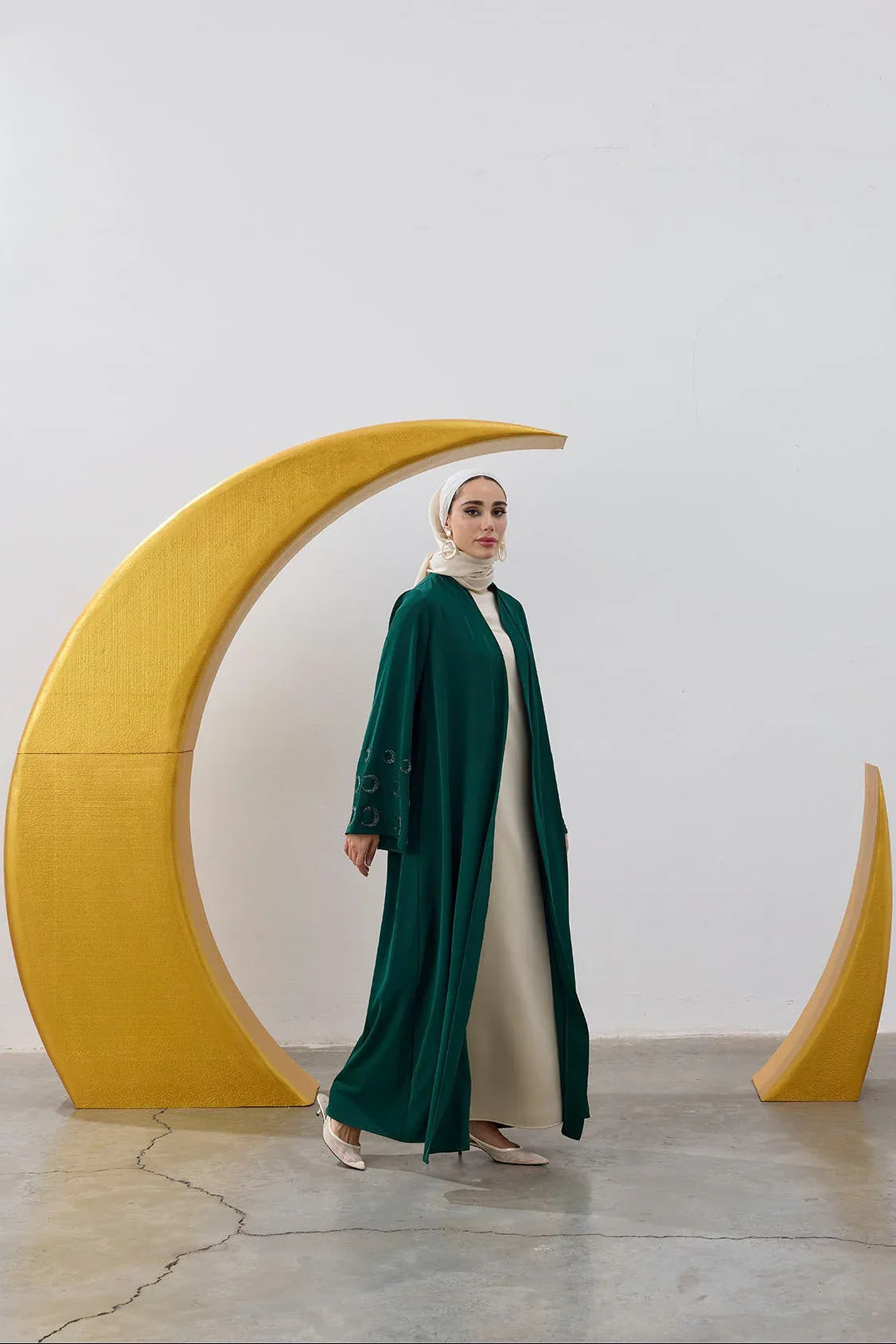 Boncuk Hilal Kol Detay Abaya - VIADEL Atelier