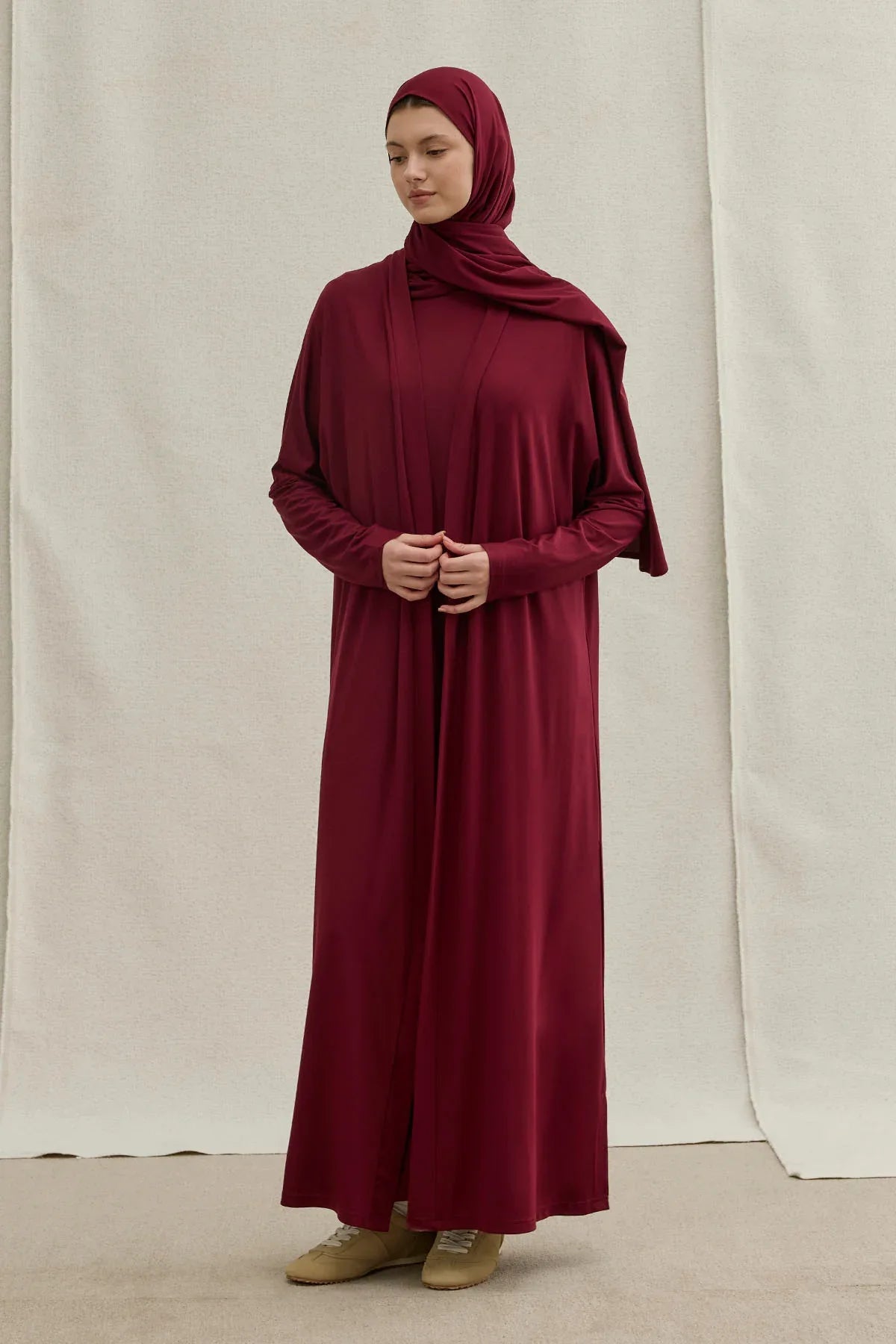 Active Modest Sports Burgundy Two-Piece Abaya Set