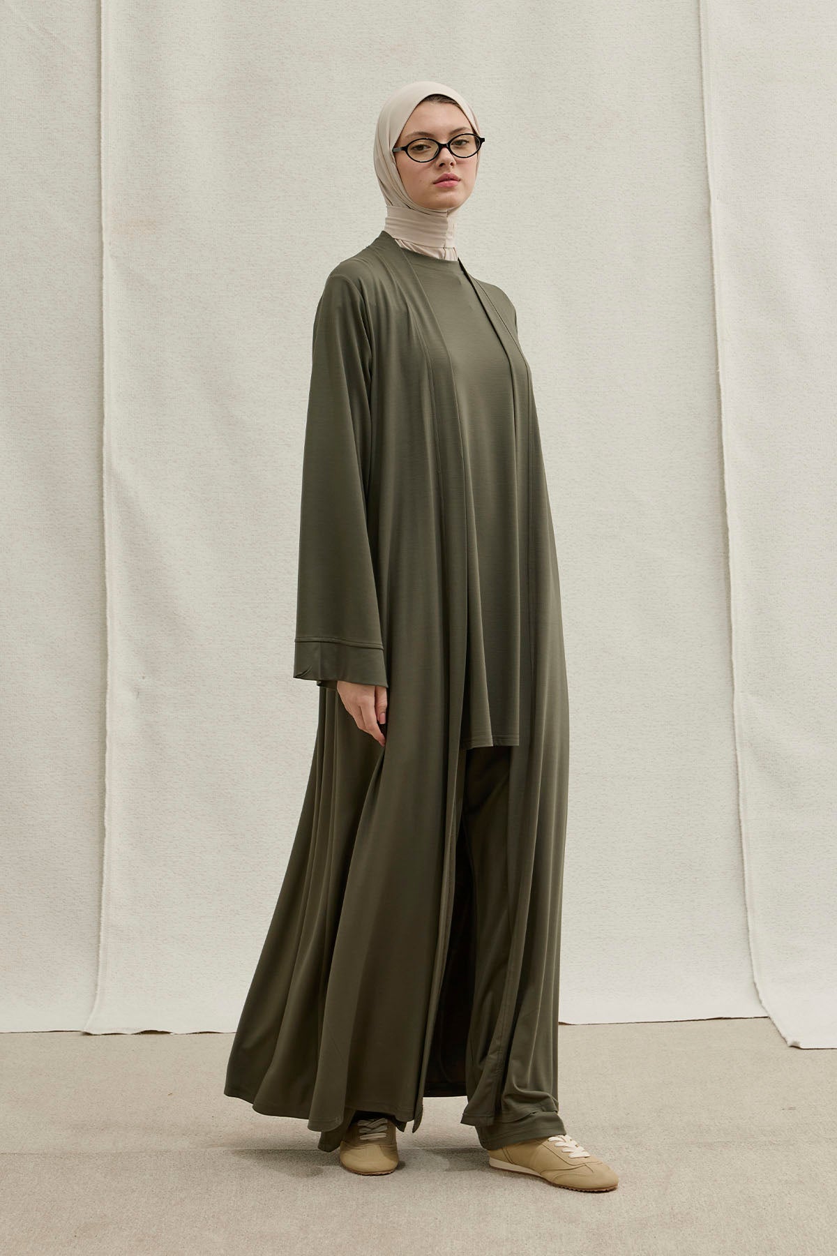 Actıve Modest Spor Haki Üçlü Abaya Takım