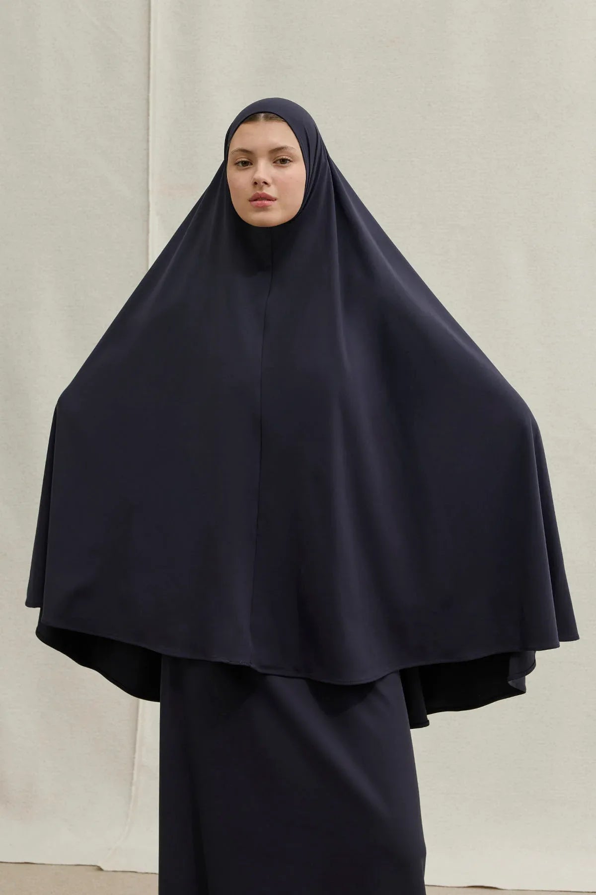 Harem Akışkan Khimar Lacivert İkili Takım