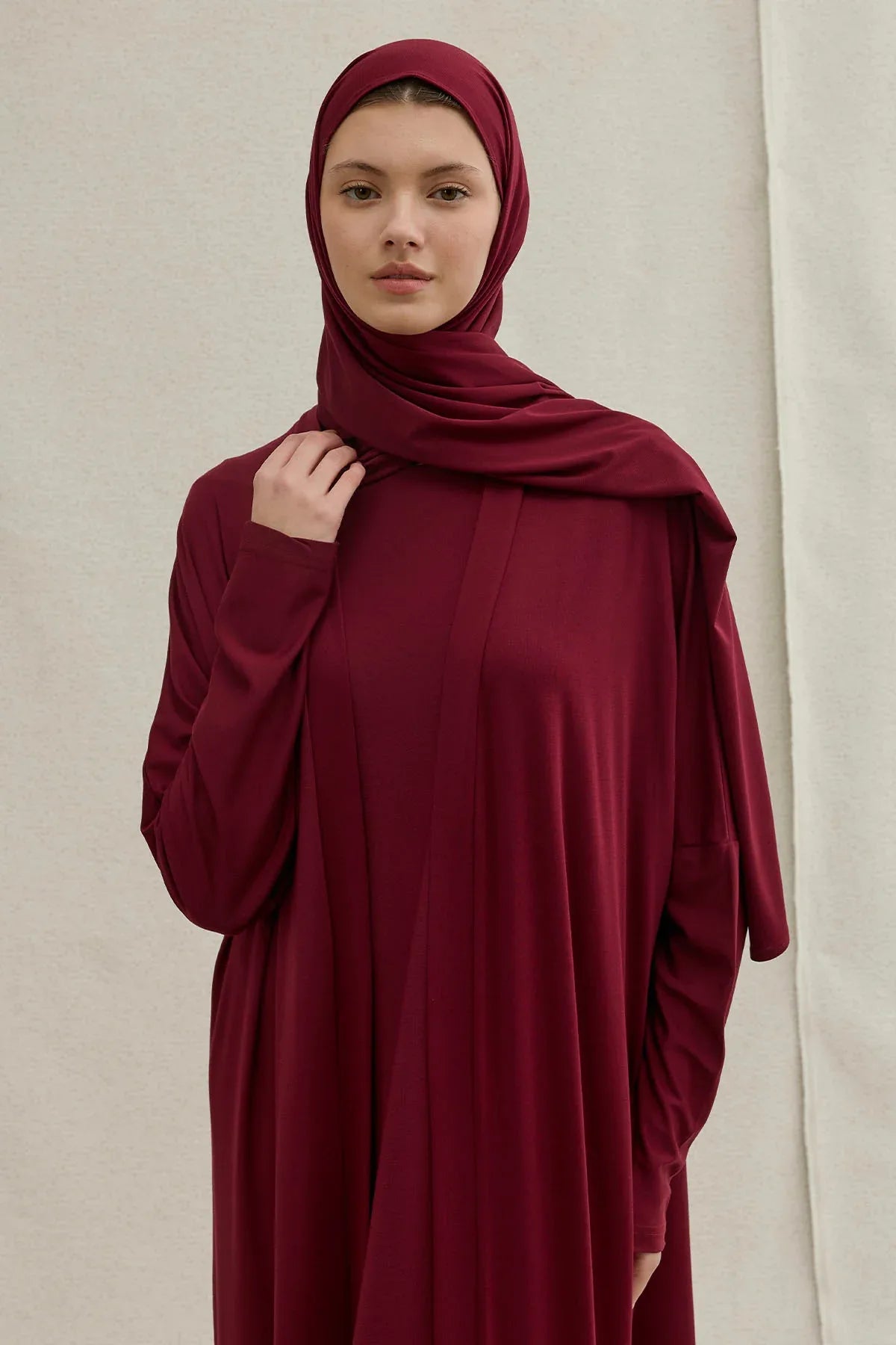Active Modest Sports Burgundy Two-Piece Abaya Set
