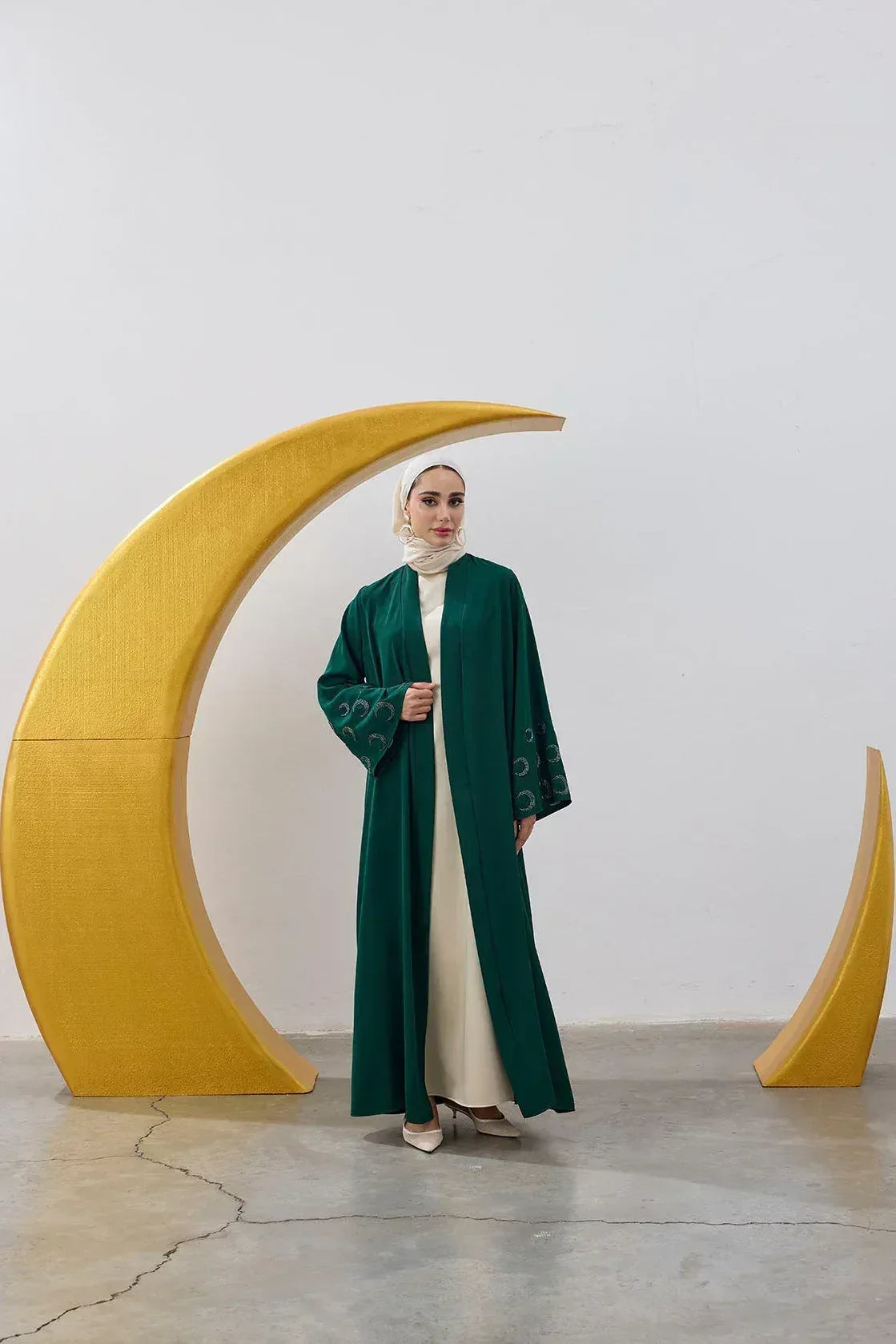 Boncuk Hilal Kol Detay Abaya - VIADEL Atelier