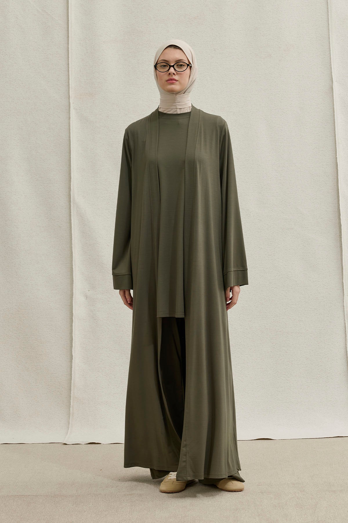 Actıve Modest Spor Haki Üçlü Abaya Takım