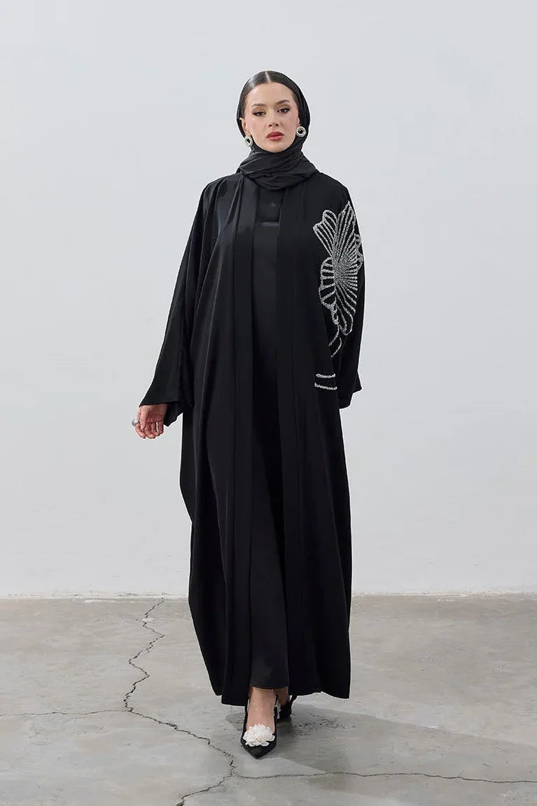 Taş İşlemeli Büyük Çiçek Siyah Abaya - VIADEL Atelier