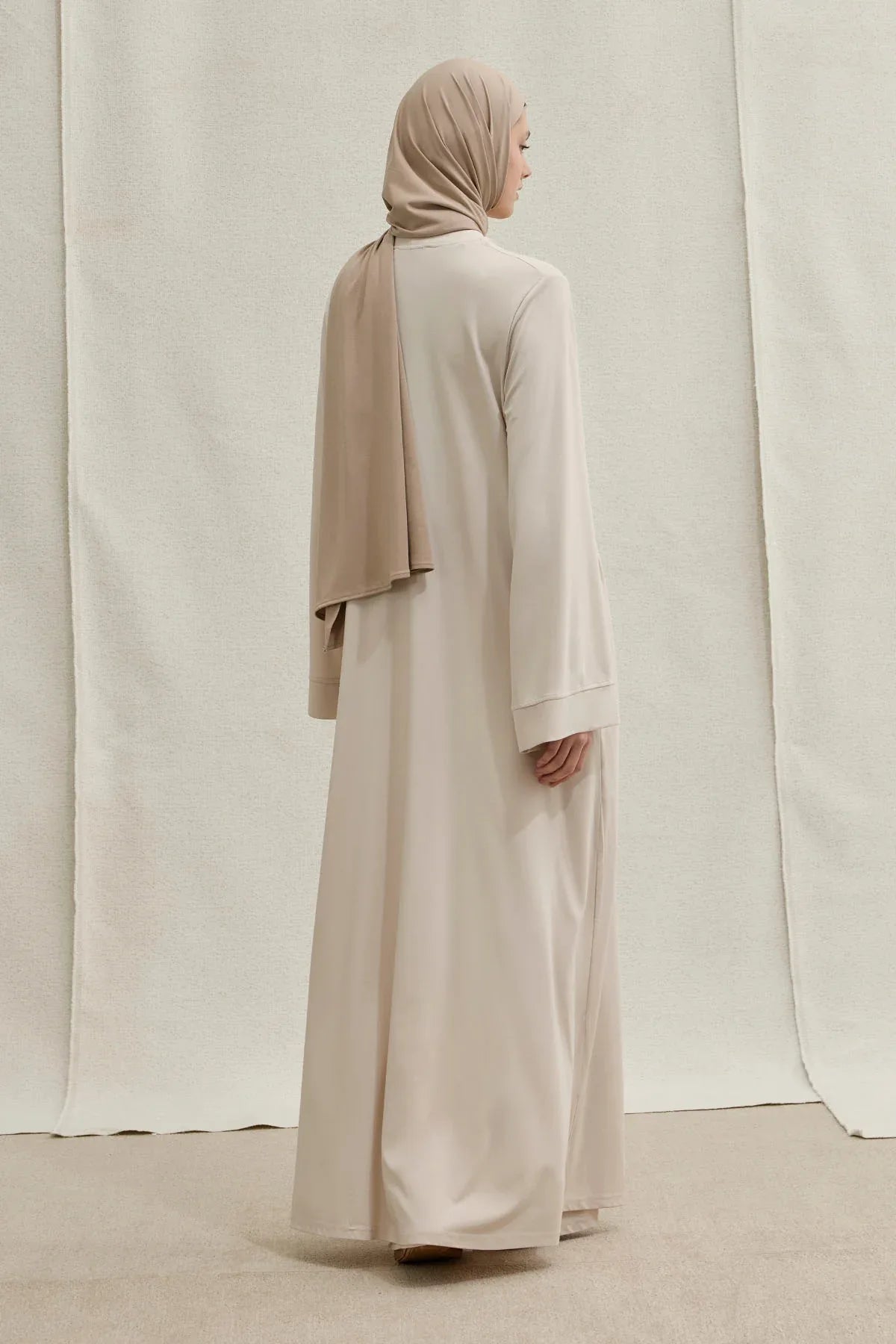 Actıve Modest Spor Ekru Üçlü Abaya Takım