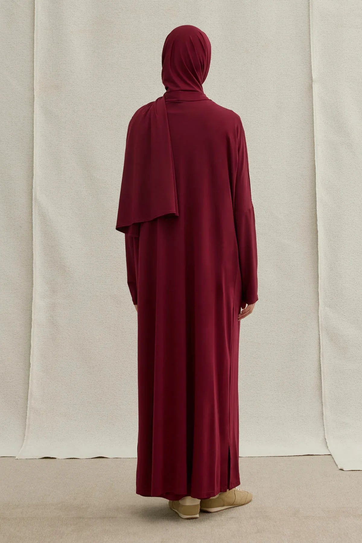 Active Modest Sports Burgundy Two-Piece Abaya Set
