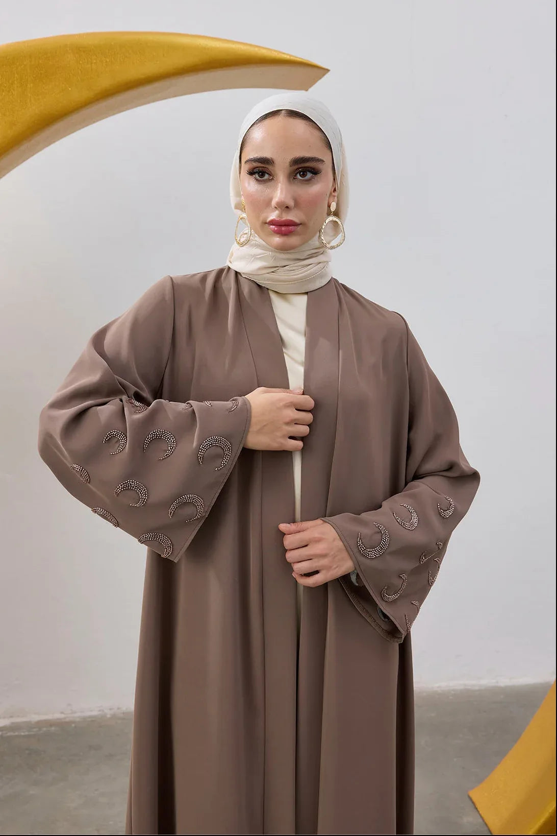 Boncuk Hilal Kol Detay Abaya - VIADEL Atelier