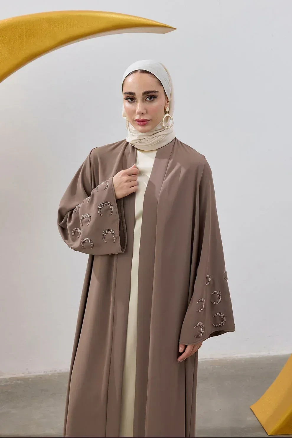 Boncuk Hilal Kol Detay Abaya - VIADEL Atelier