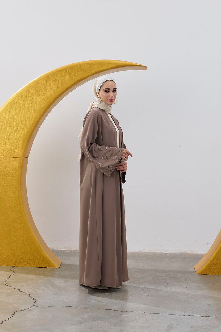 Boncuk Hilal Kol Detay Abaya