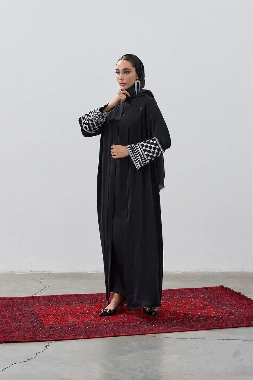 Modern Kefiye Kol Tasarımlı Nakışlı Dubai Kumaş Abaya - VIADEL Atelier