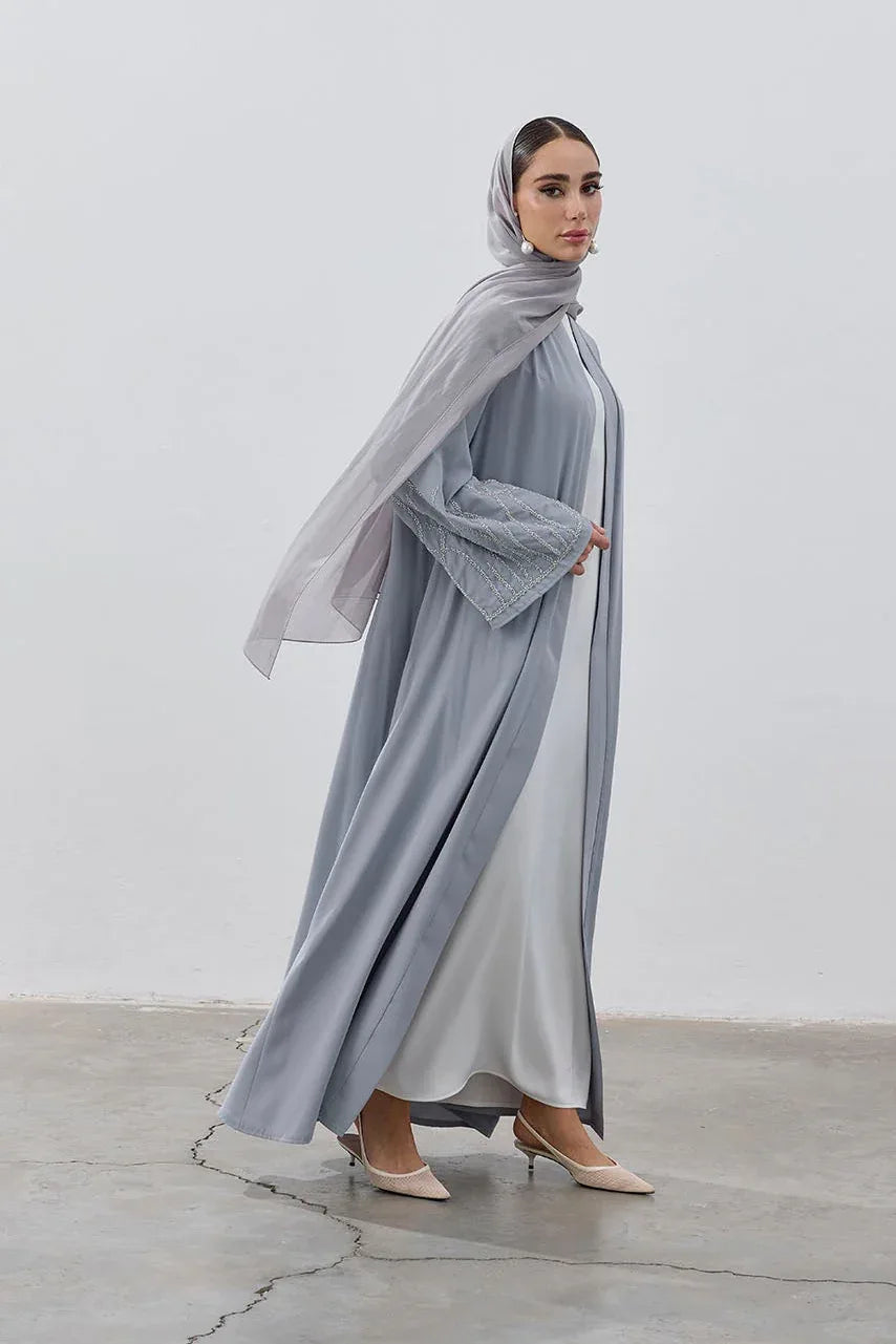 Boncuk Nakışlı Dubai Kumaş Abaya - VIADEL Atelier