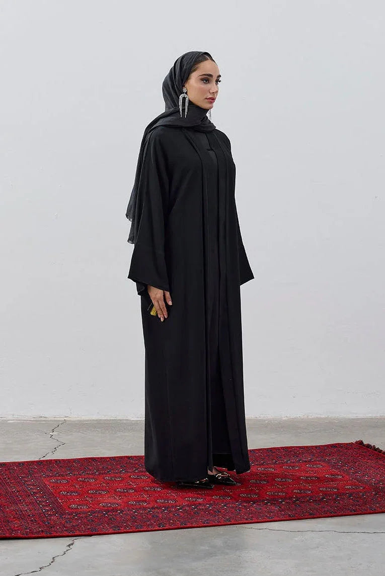 Tasarım Sırt Şehir Haritalı Nakış İşlemeli Abaya - VIADEL Atelier