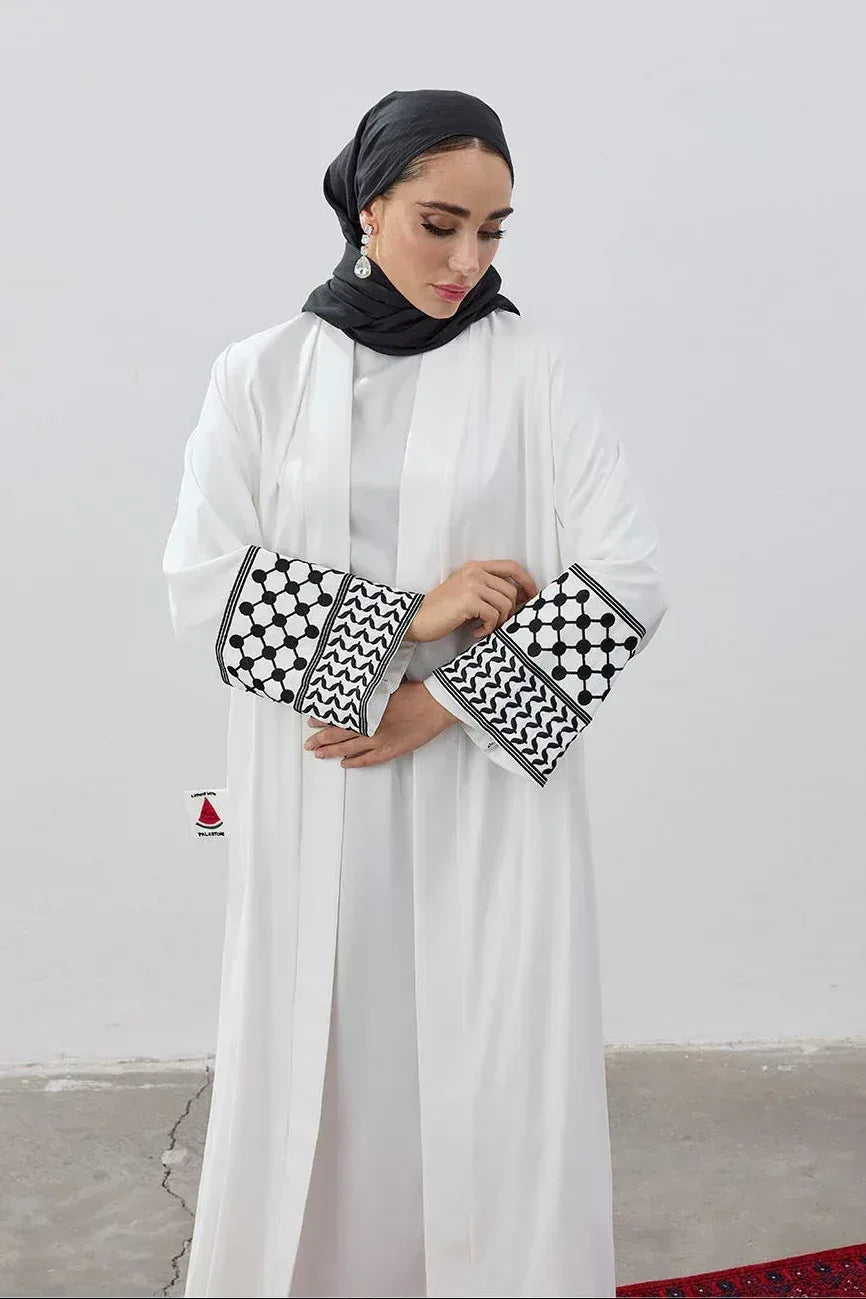 Modern Kefiye Kol Tasarımlı Nakışlı Dubai Kumaş Abaya - VIADEL Atelier