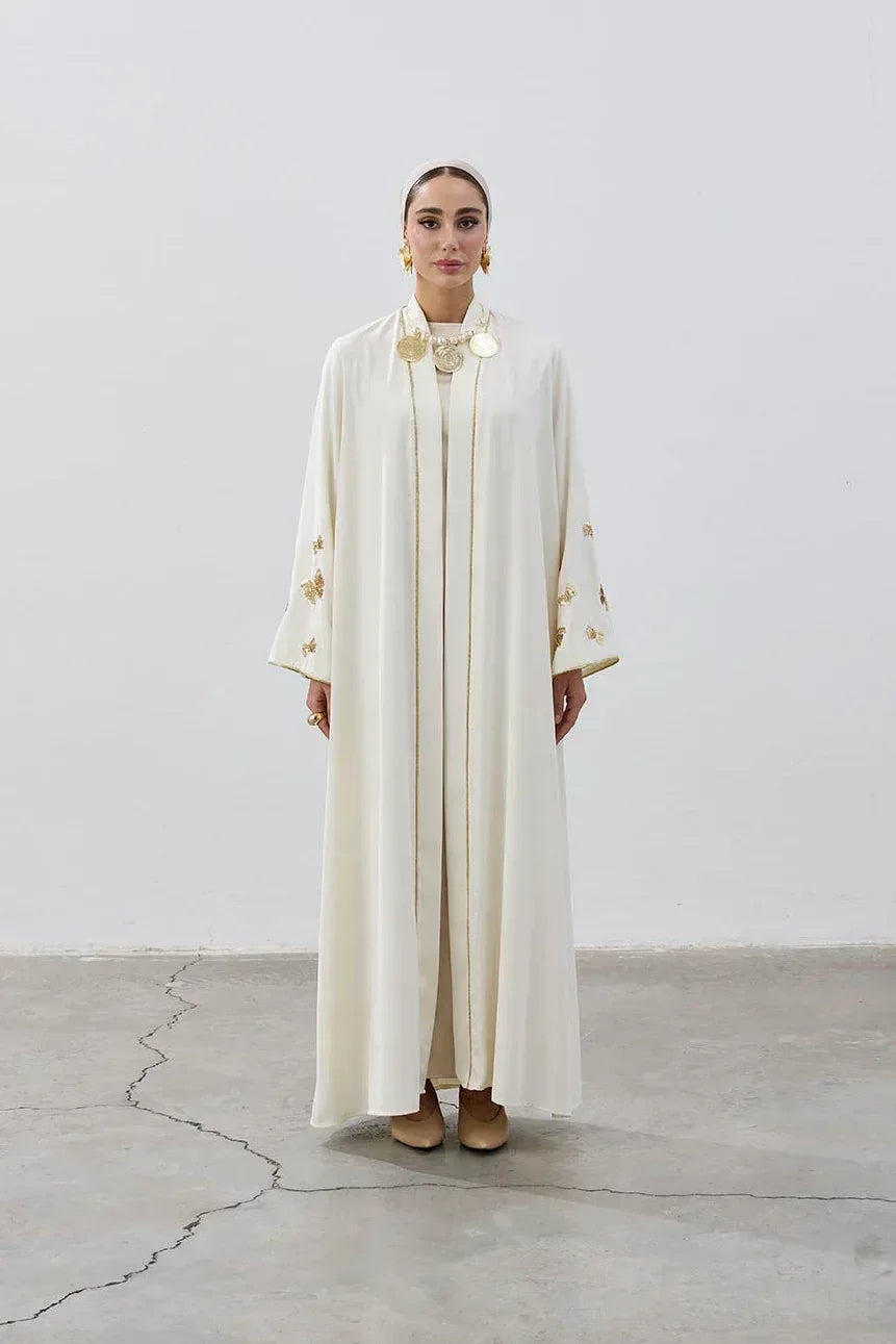 Pullu Kelebek Kol Detaylı Şerit Abaya - VIADEL Atelier