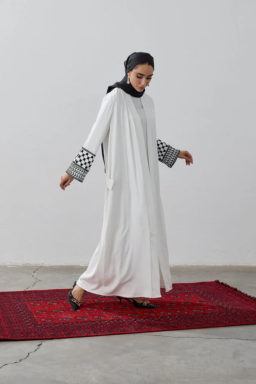 Modern Kefiye Kol Tasarımlı Nakışlı Dubai Kumaş Abaya - VIADEL Atelier