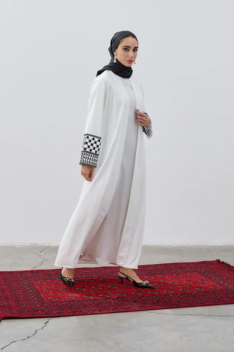 Modern Kefiye Kol Tasarımlı Nakışlı Dubai Kumaş Abaya - VIADEL Atelier