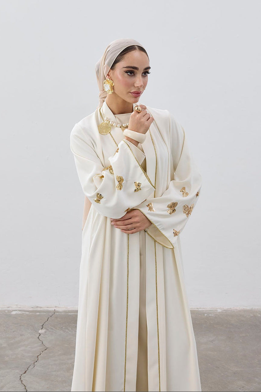 Pullu Kelebek Kol Detaylı Şerit Abaya