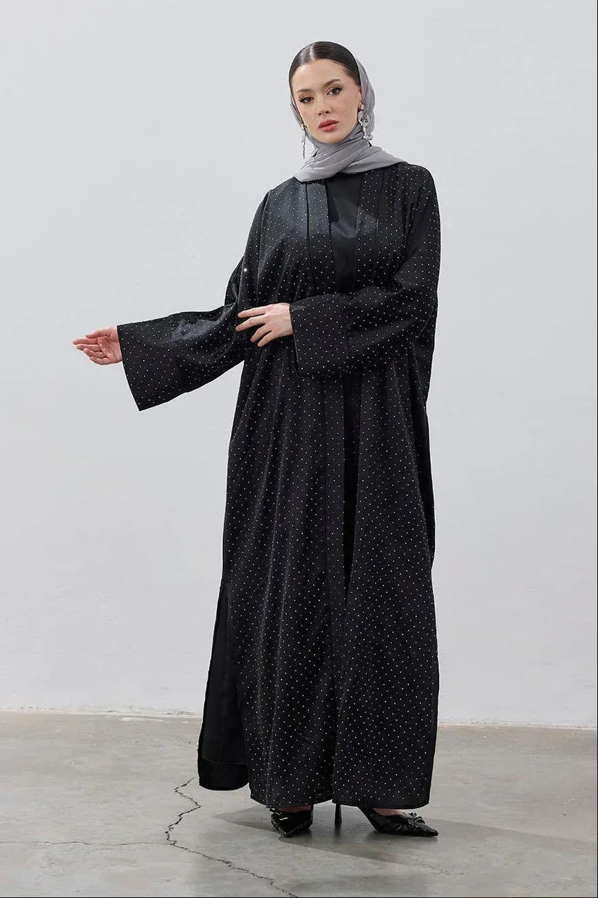 Taşlı Kum Saten Yırtmaçlı Abaya - VIADEL Atelier