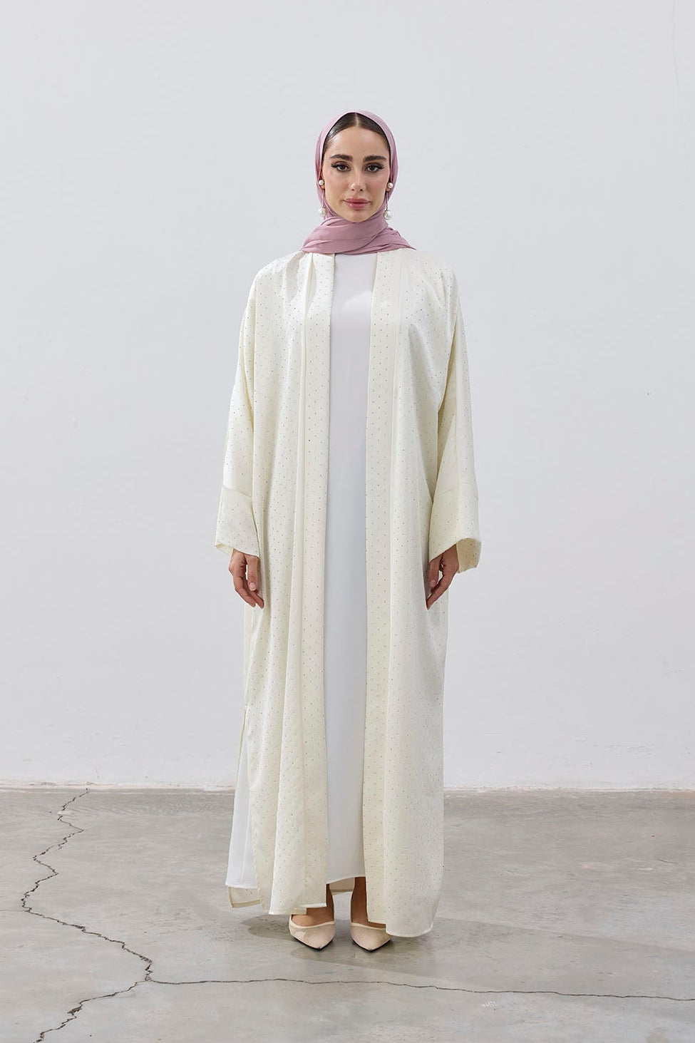 Taşlı Kum Saten Yırtmaçlı Abaya