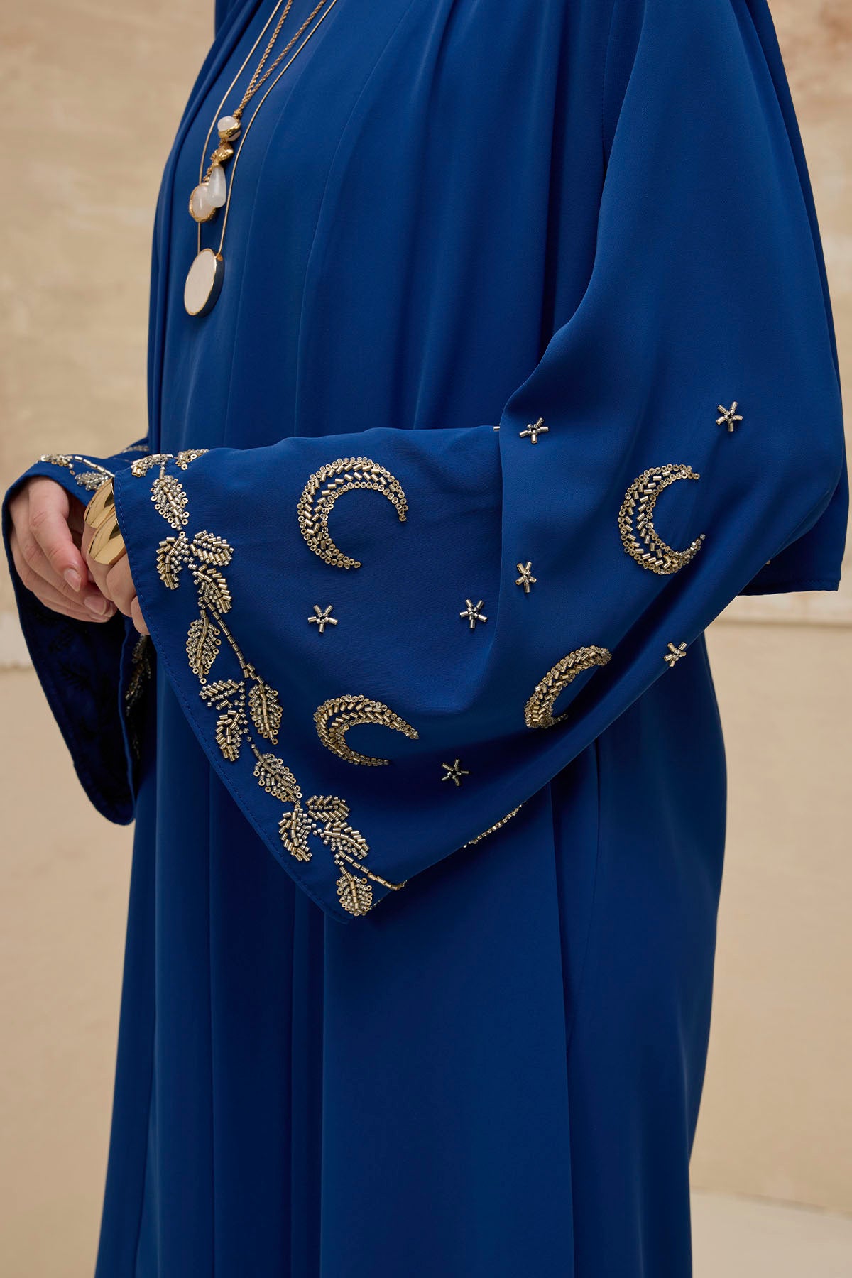 Gold Hilal Yıldız Nakışlı Tesettür Geniş Kol Uzun Saks Mavi Abaya