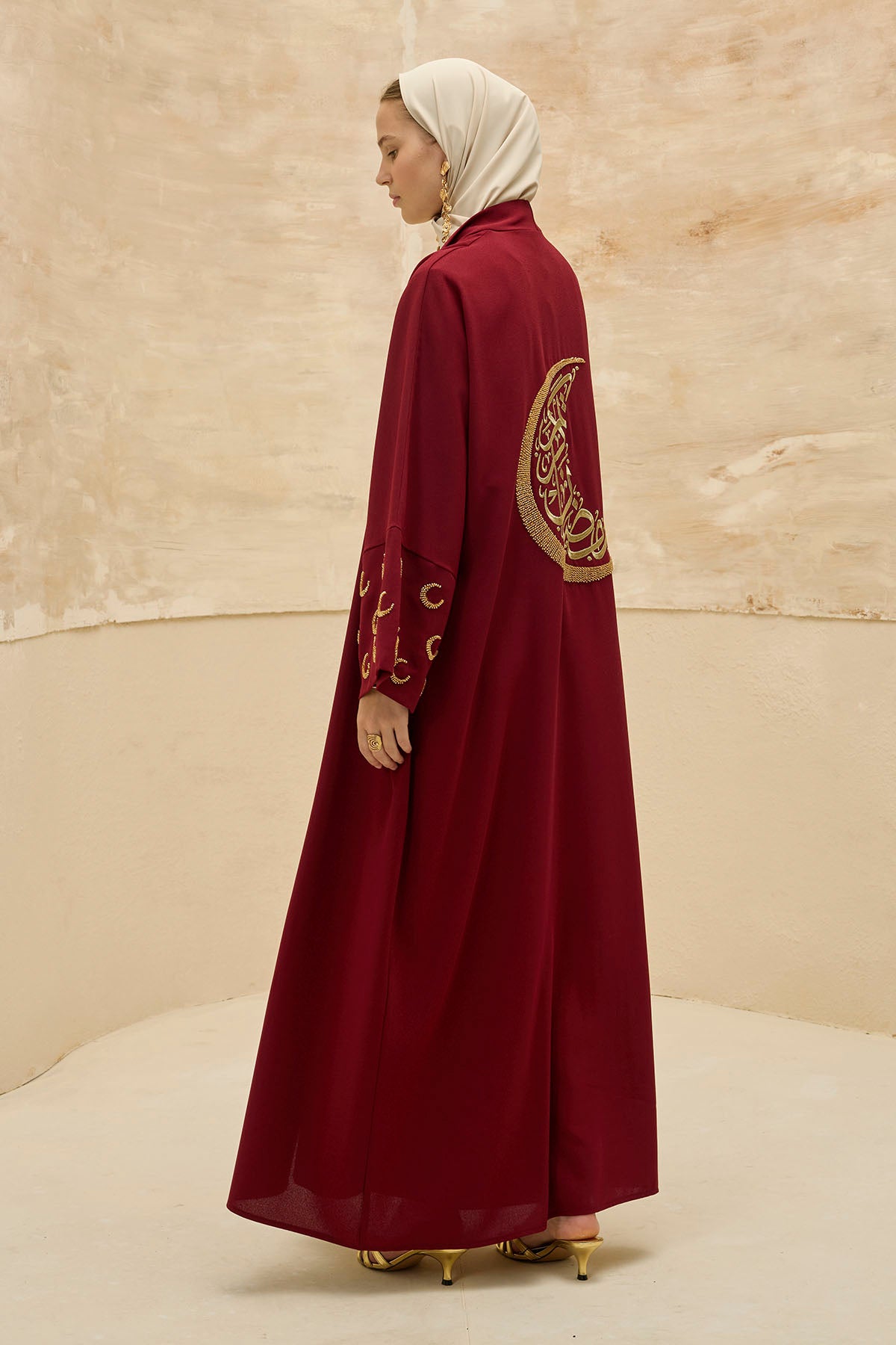 Ramazan Kerim Yazılı Gold Hilal İşlemeli Geniş Kol Uzun Bordo Abaya