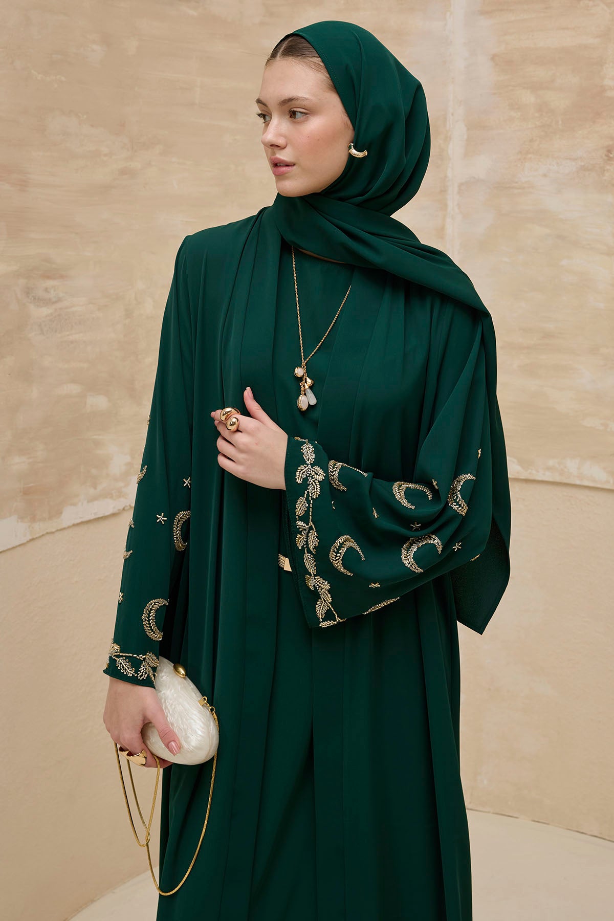 Gold Hilal Yıldız Nakışlı Tesettür Geniş Kol Uzun Zümrüt Abaya